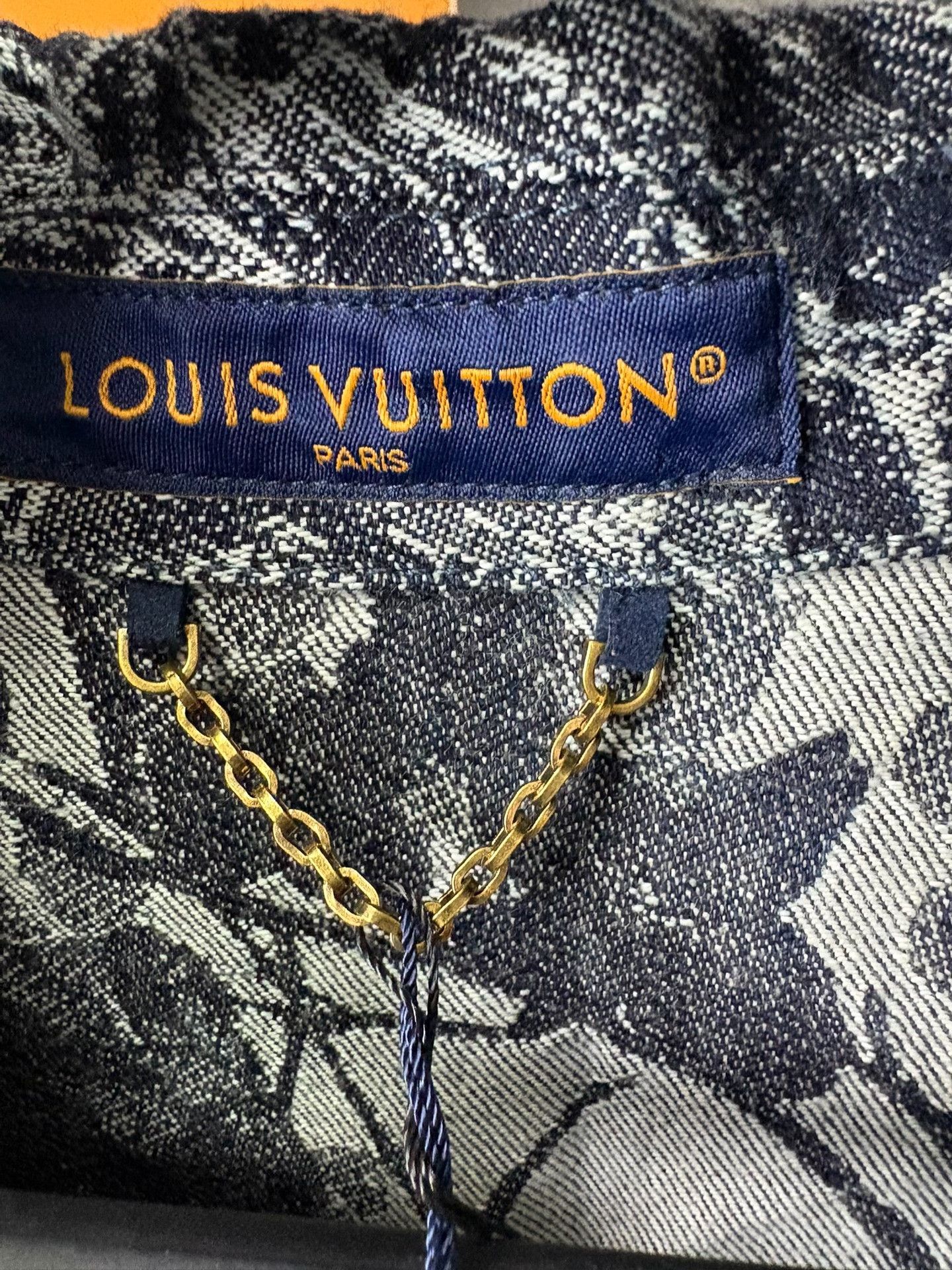 Louis Vuitton Louis Vuitton Denim Embroidered Shirt S Men Size US S / EU 44-46 / 1 - 2 Thumbnail