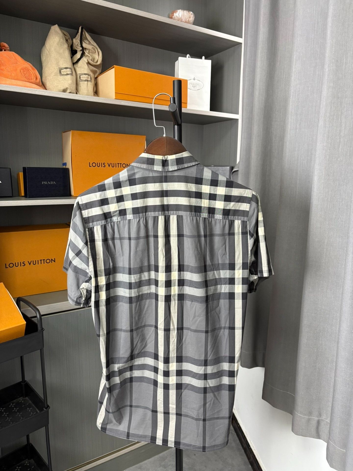 Burberry Burberry Plaid Gray Shirt XS Men Size US XS / EU 42 / 0 - 3 Thumbnail
