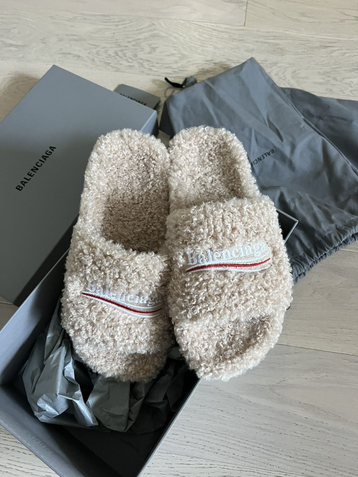 Balenciaga Embroidered Logo Furry Fleece Campaign Sandals Slides Size US 6 / EU 39 - 2 Thumbnail