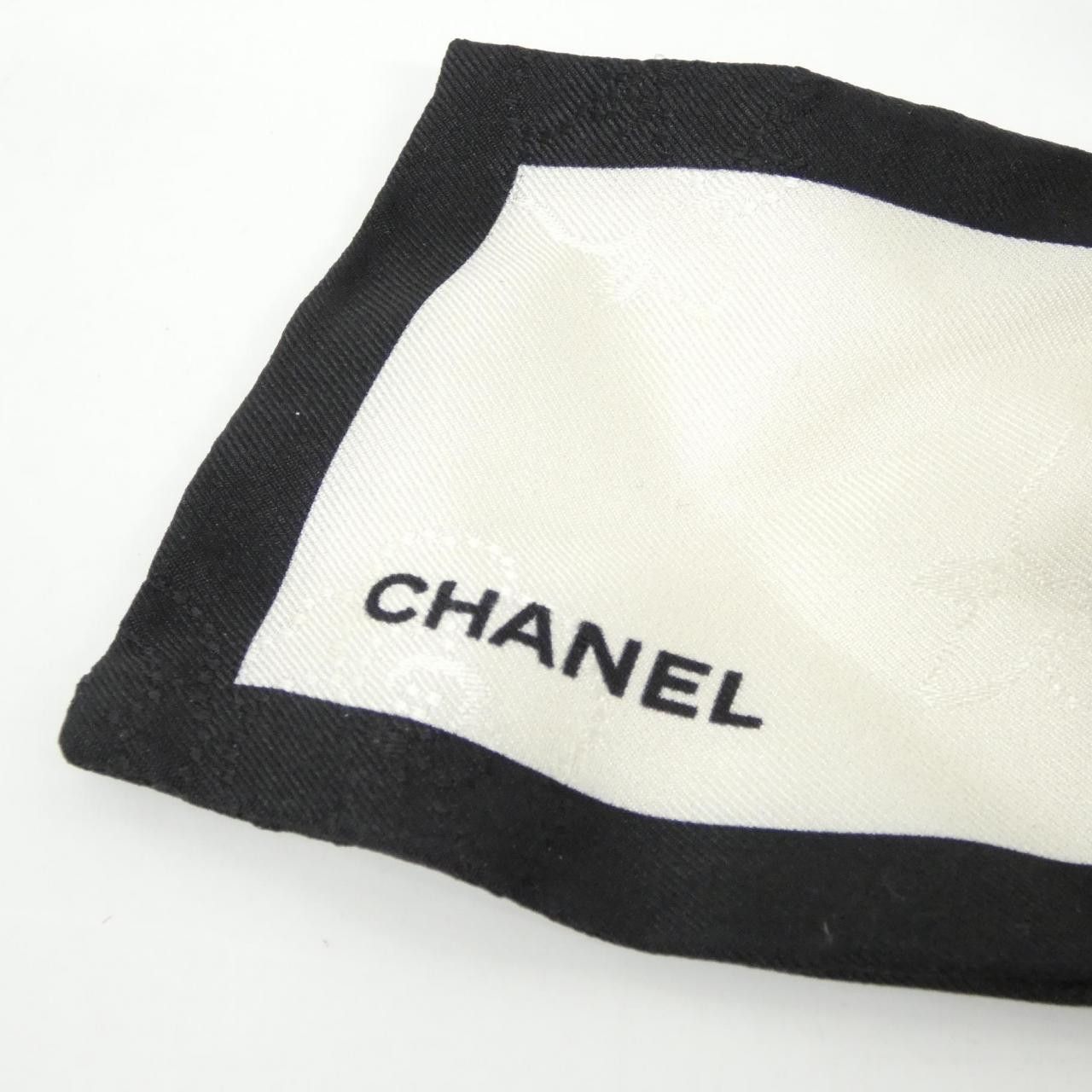 Chanel Chanel Chanel Silk Scrunchie Textile Other AA7530 DUTY FREE for USA Size ONE SIZE - 3 Thumbnail