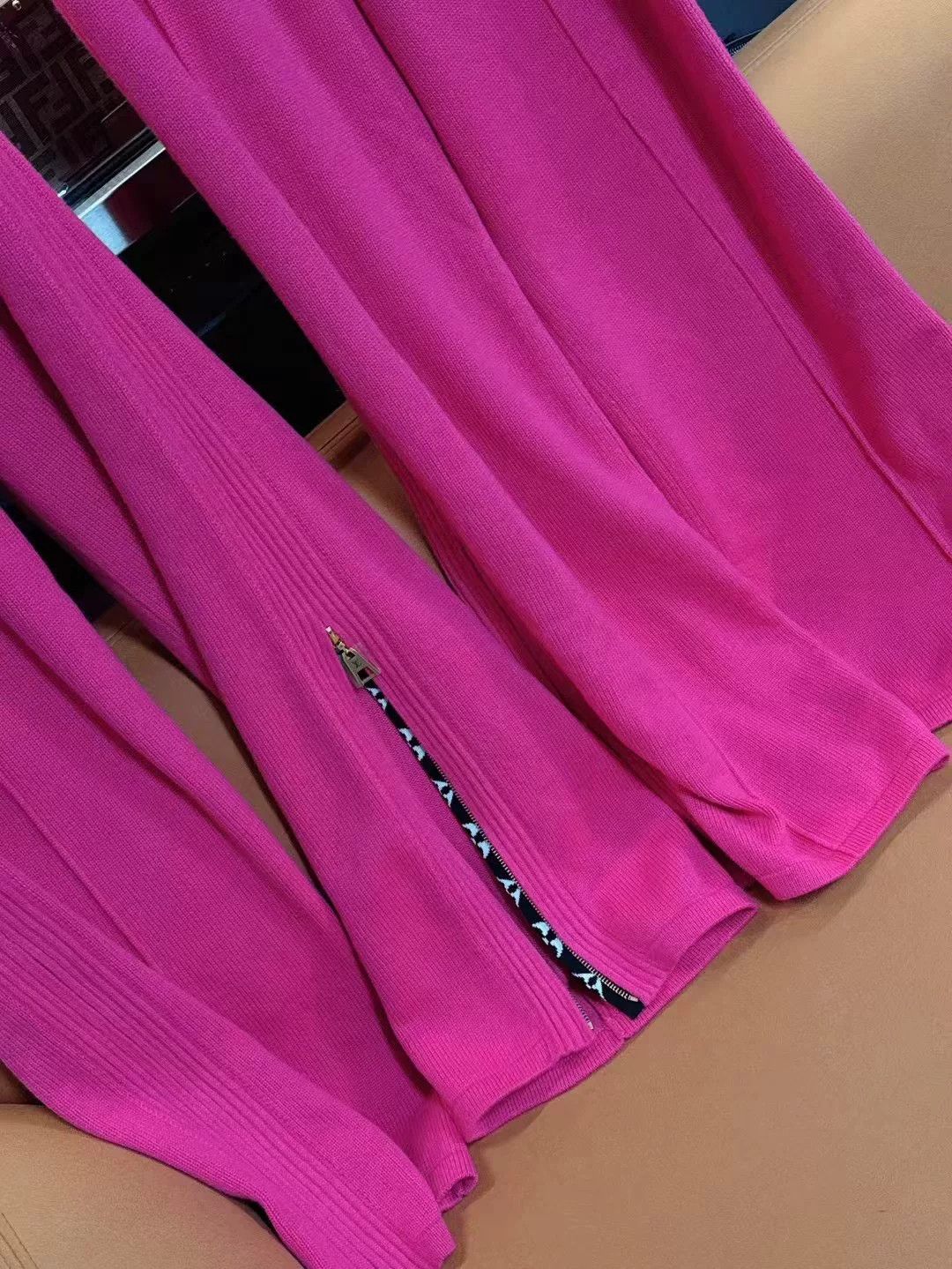 Louis Vuitton Louis Vuitton Solid Drawstring Straight Leg Pants Size 36" / US 14 / IT 50 - 4 Thumbnail