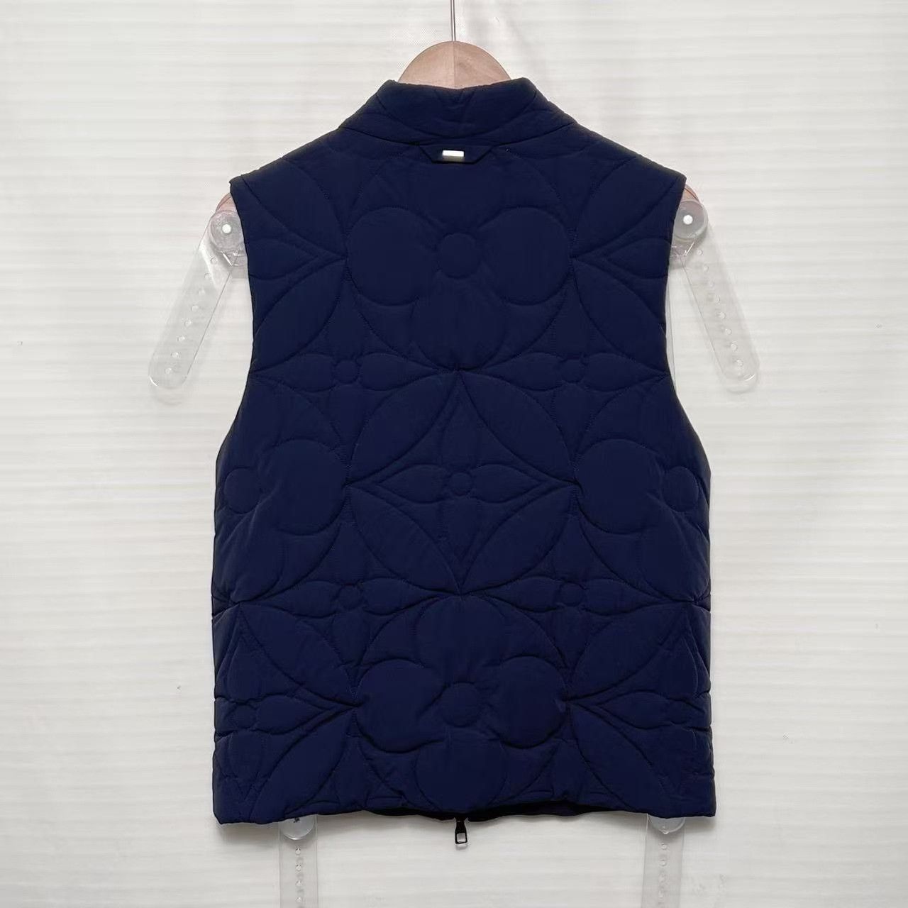 Louis Vuitton LV Floral Quilted Stand-Collar Vest Size L / US 10 / IT 46 - 2 Thumbnail