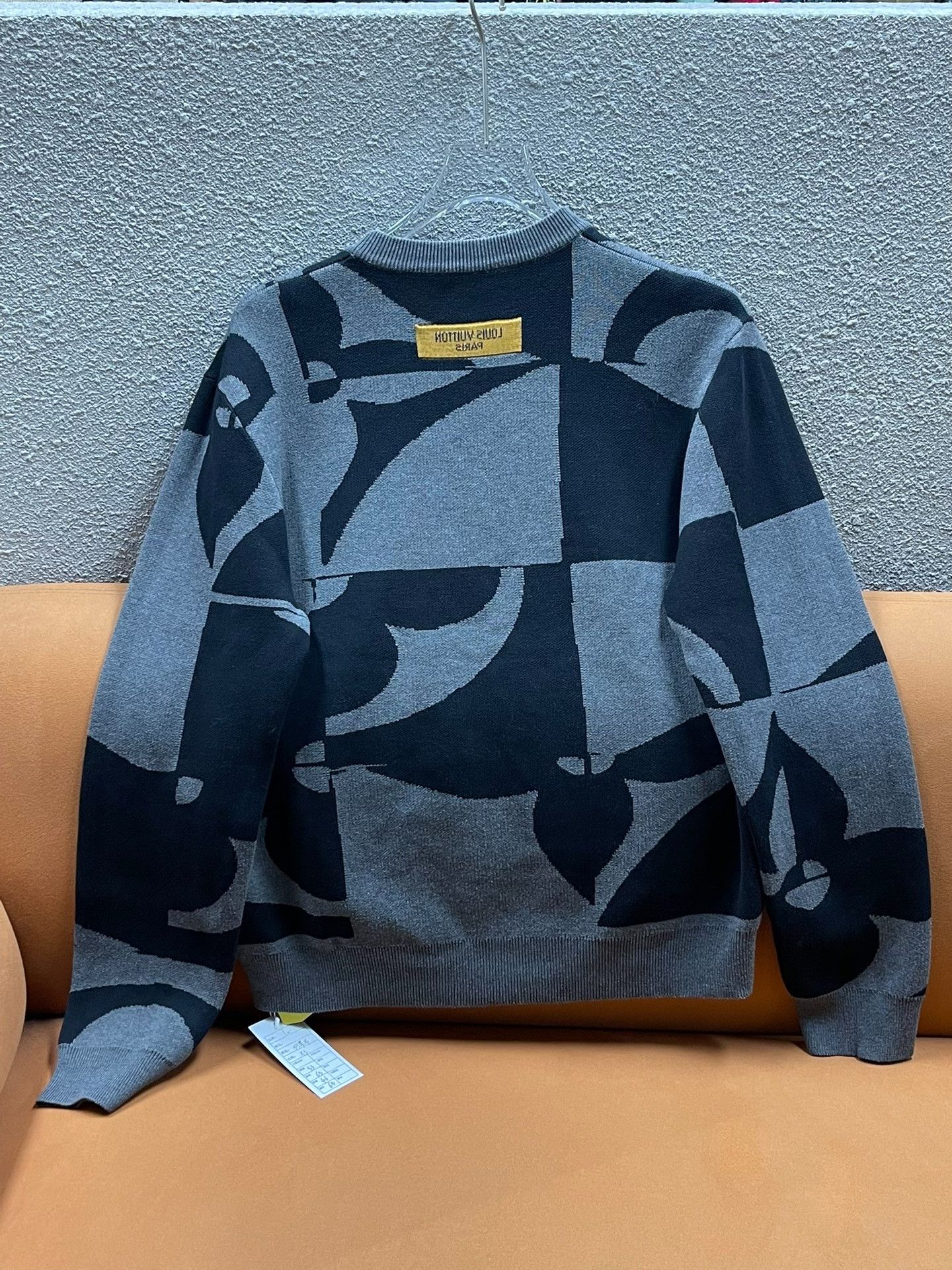 Louis Vuitton Louis Vuitton SS22 Monogram Sweatshirt Size US XS / EU 42 / 0 - 2 Thumbnail