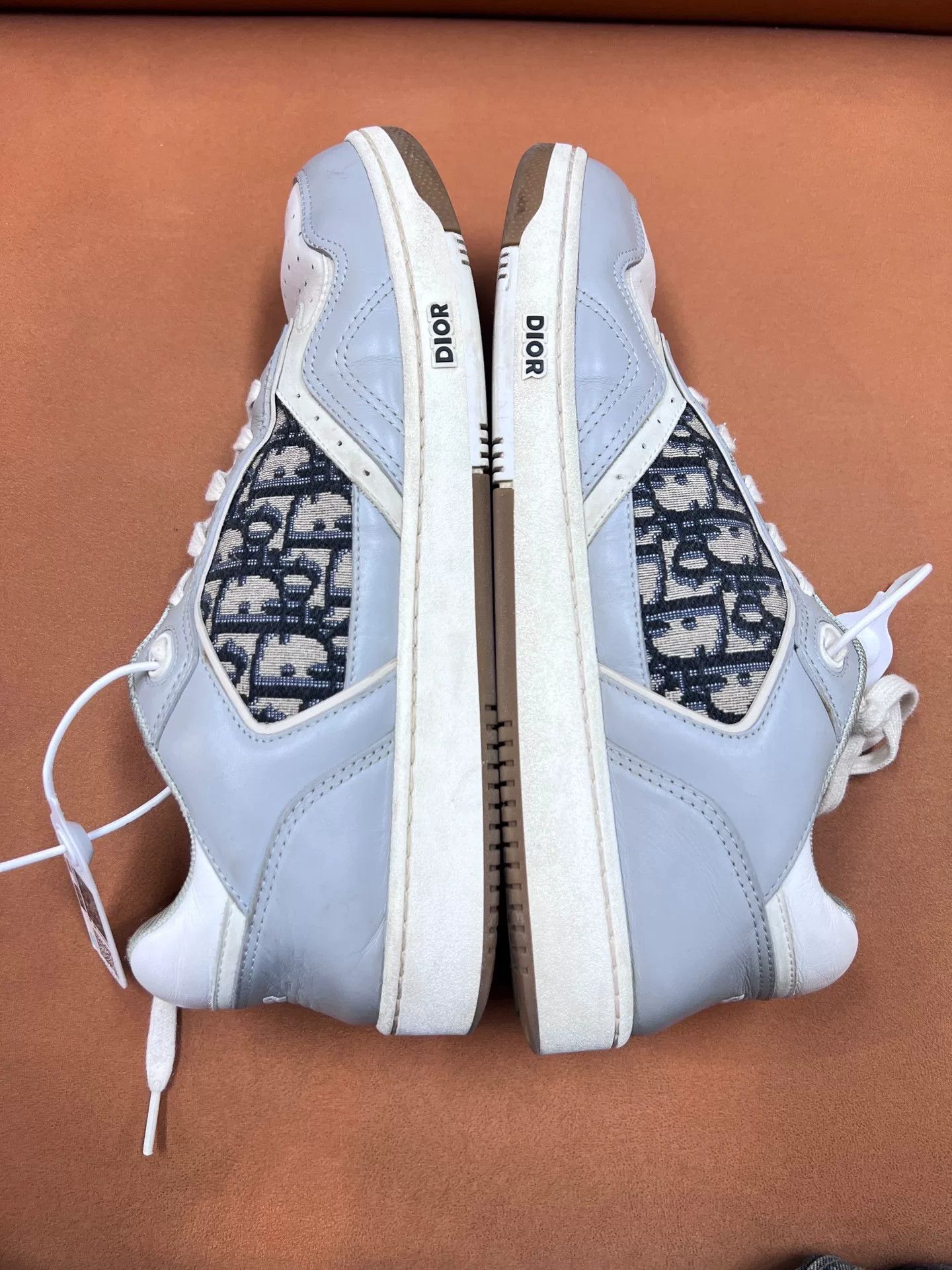 Dior DIOR B27 Low-Top Men's Gray Sneakers Size US 11 / EU 44 - 5 Thumbnail