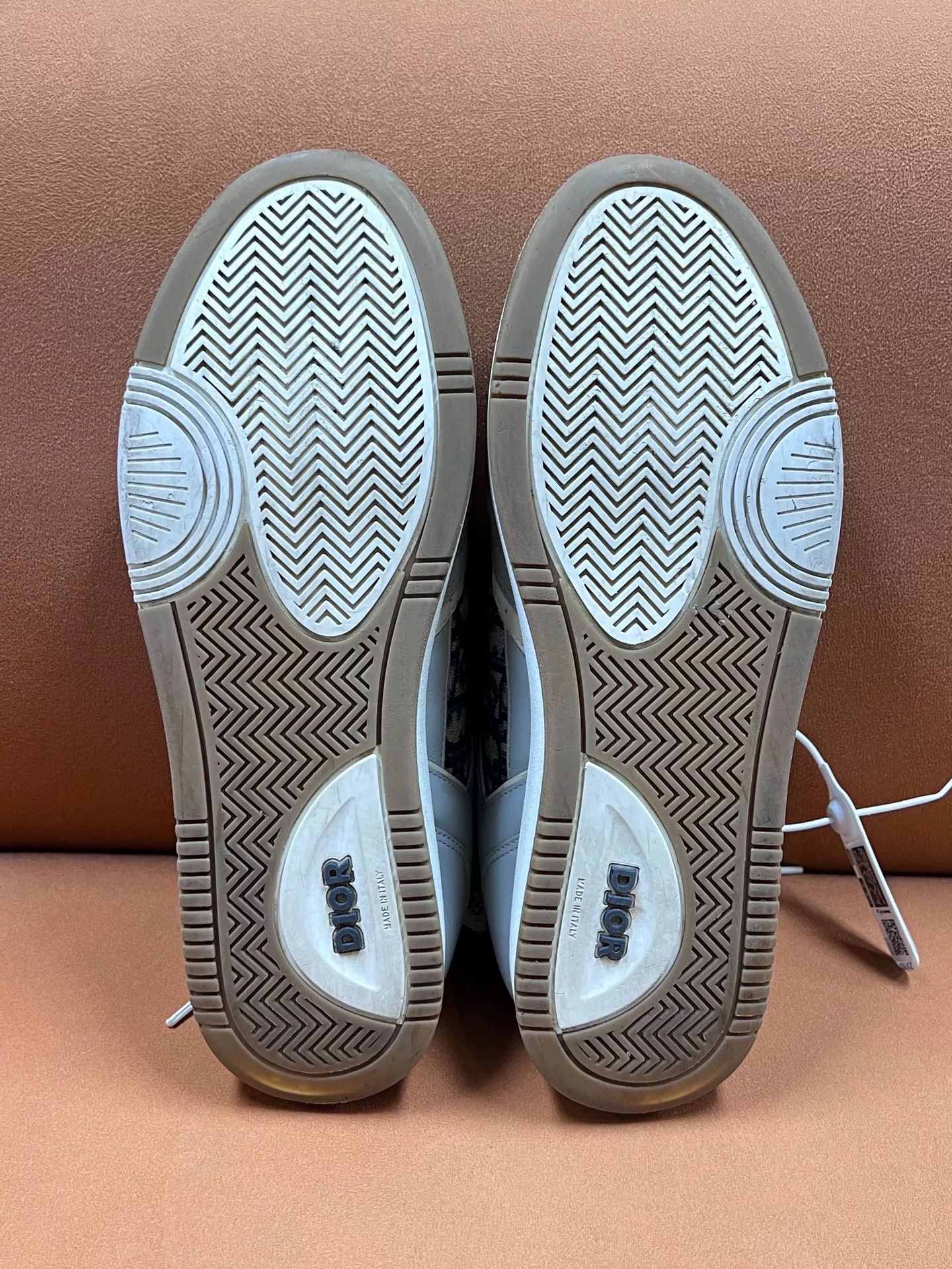 Dior DIOR B27 Low-Top Men's Gray Sneakers Size US 11 / EU 44 - 6 Thumbnail