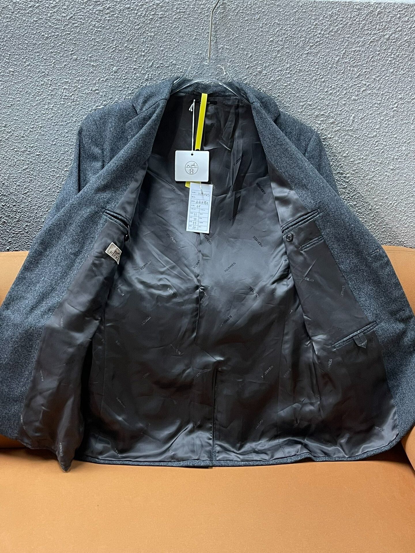 Hermes Hermès Gray Wool Men's Suit Jacket Size US M / EU 48-50 / 2 - 3 Thumbnail