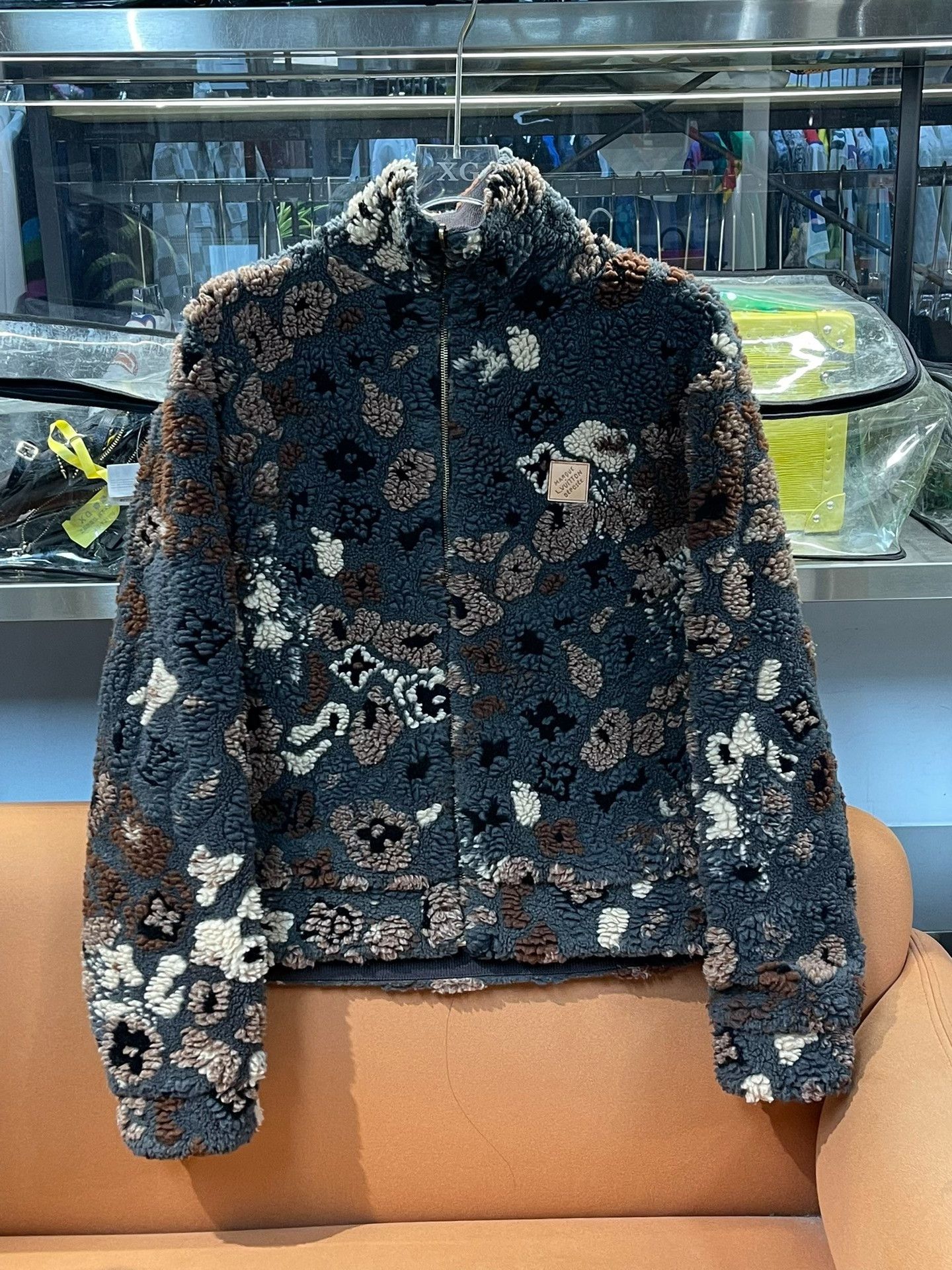 Louis Vuitton Louis Vuitton LV x Nigo Reversible Fleece Jacket Size US M / EU 48-50 / 2 - 2 Thumbnail