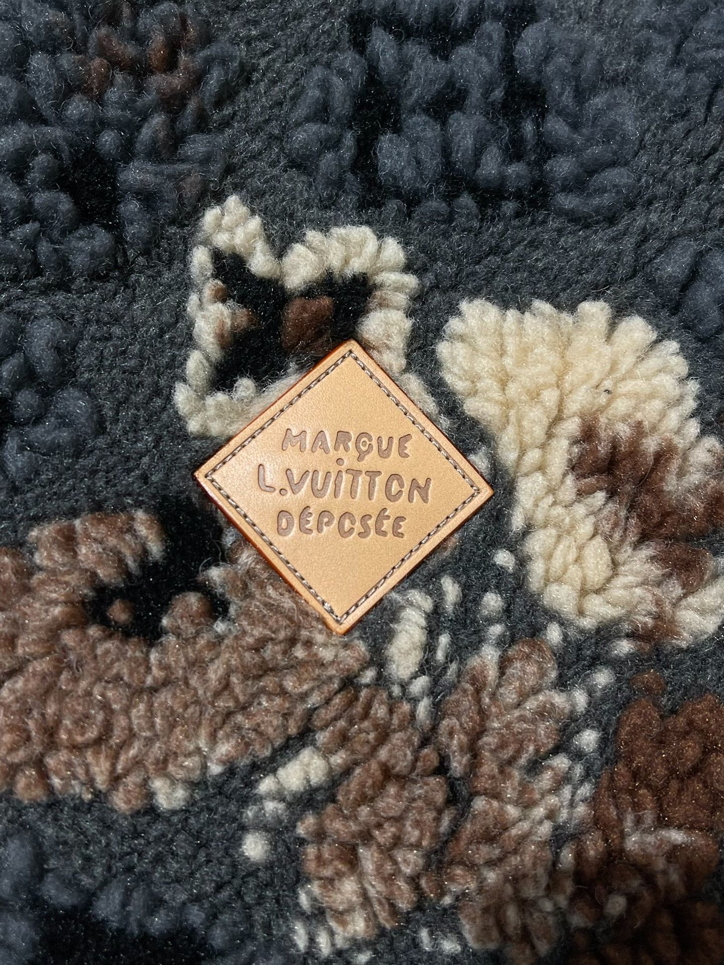 Louis Vuitton Louis Vuitton LV x Nigo Reversible Fleece Jacket Size US M / EU 48-50 / 2 - 5 Thumbnail