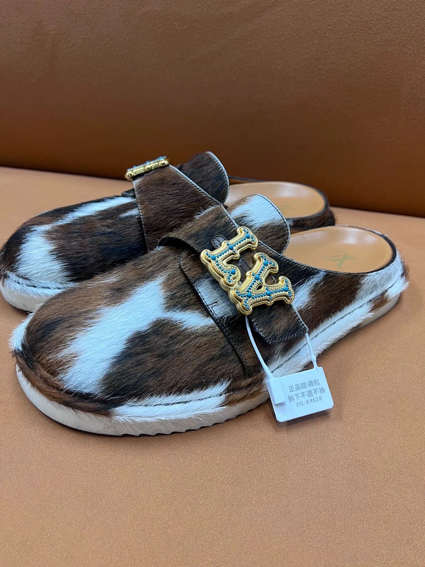 Louis Vuitton Louis Vuitton Easy Men's Leather Slides Size US 9 / EU 42 - 2 Thumbnail