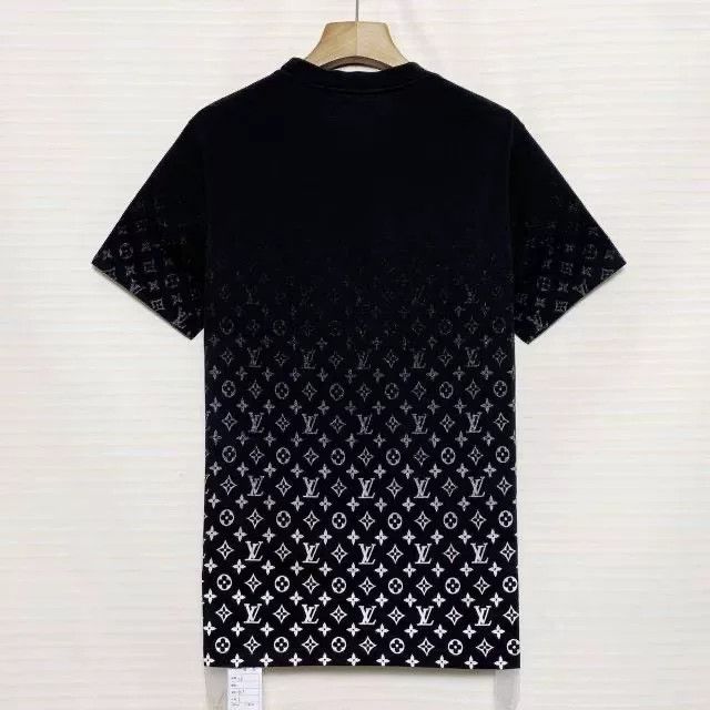 Louis Vuitton Louis Vuitton All-over Logo Gradient T-shirt Men's Size US L / EU 52-54 / 3 - 2 Thumbnail
