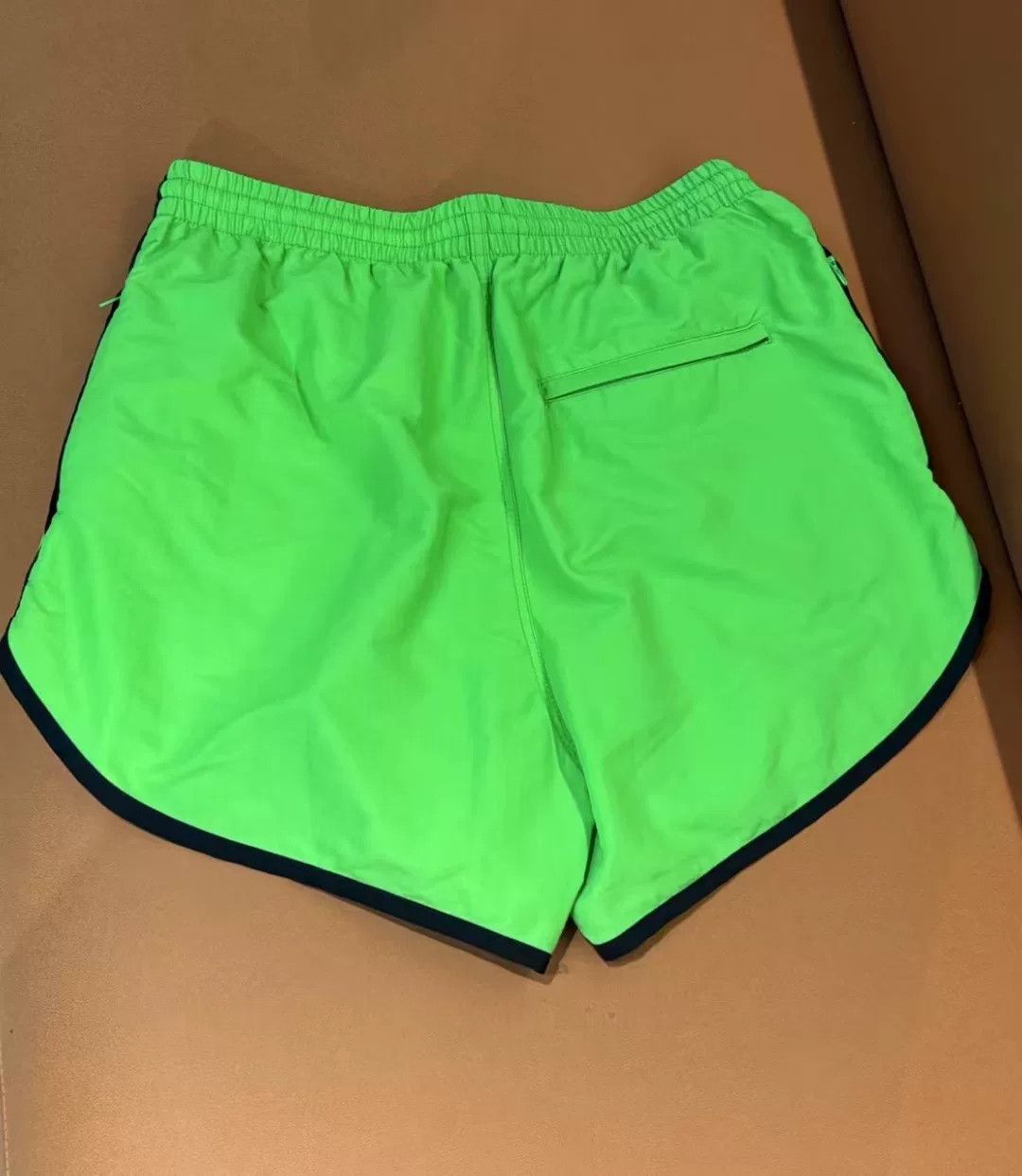 Balenciaga Balenciaga Logo Green Gym Shorts Size US 35 - 2 Thumbnail
