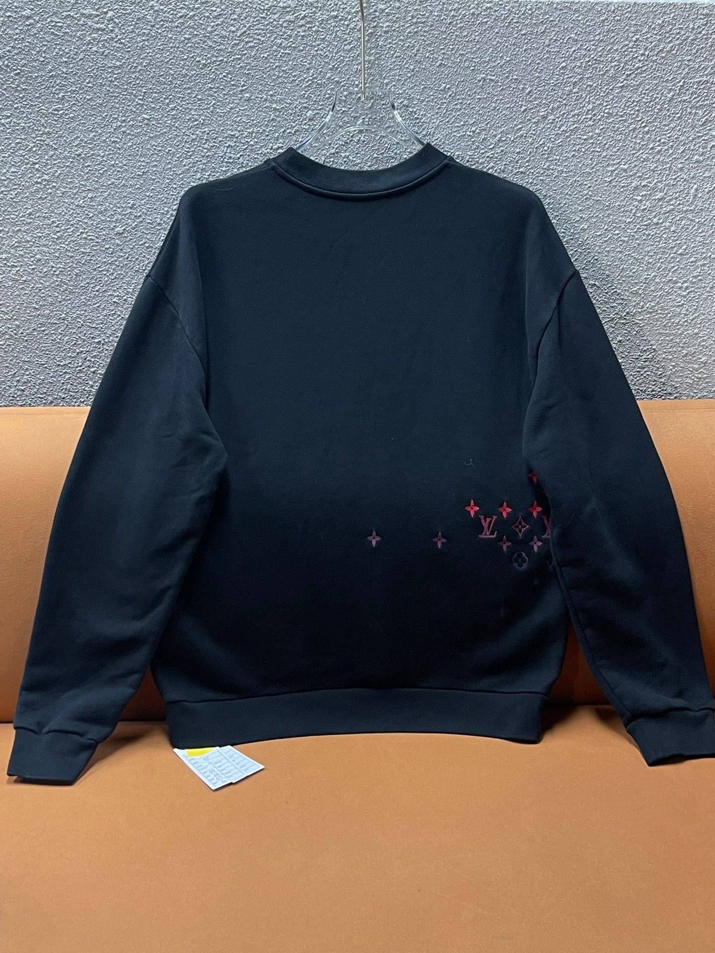 Louis Vuitton Louis Vuitton FW23 Logo Crewneck Sweatshirt Size US L / EU 52-54 / 3 - 2 Thumbnail