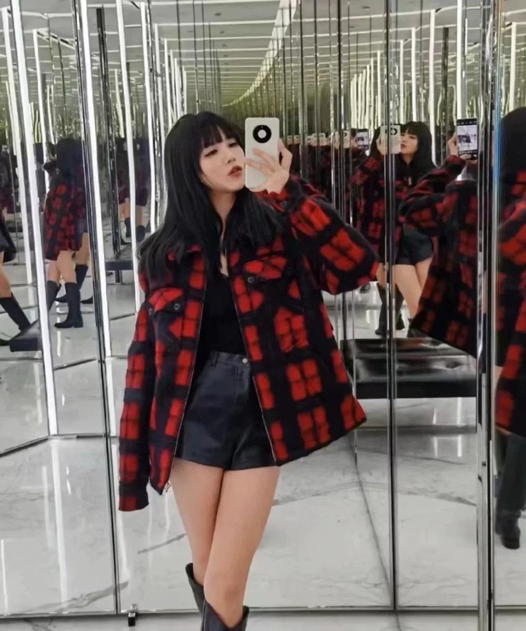 Saint Laurent Paris Saint Laurent FW22 Red Black Check Jacket Size US M / EU 48-50 / 2 - 6 Thumbnail
