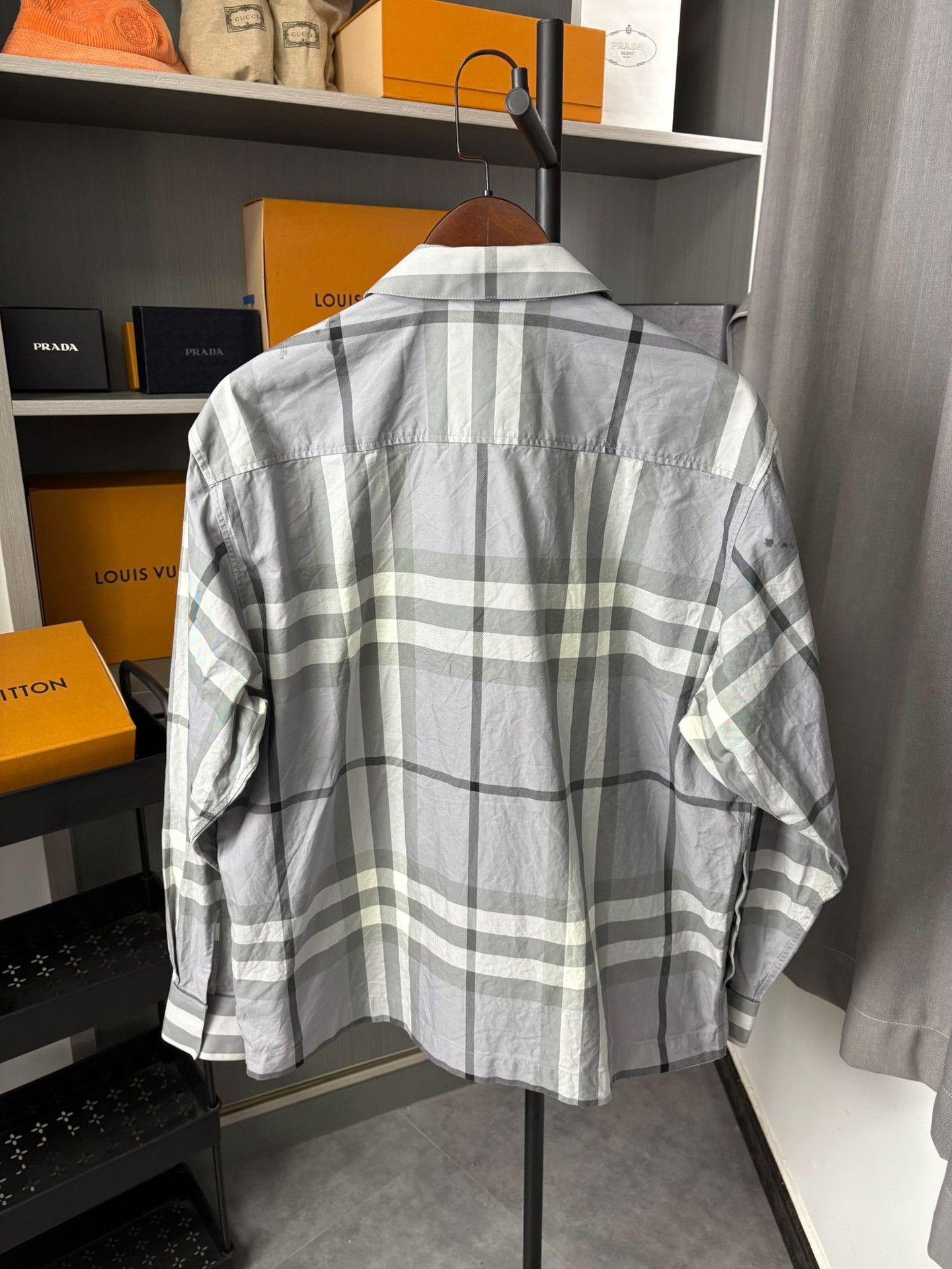 Burberry Burberry Plaid Gray Shirt L Men Size US L / EU 52-54 / 3 - 3 Thumbnail