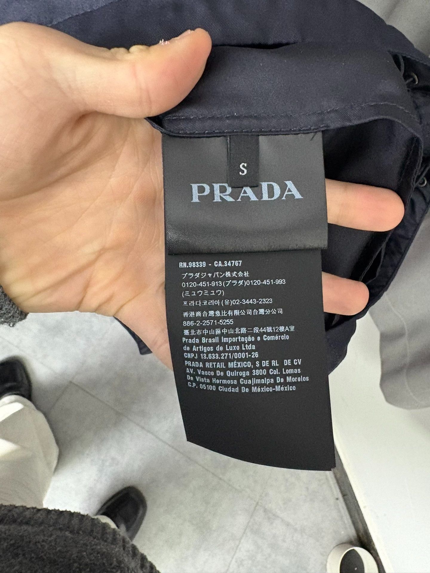 Prada Prada Black Light Jacket S Men Size US S / EU 44-46 / 1 - 5 Thumbnail