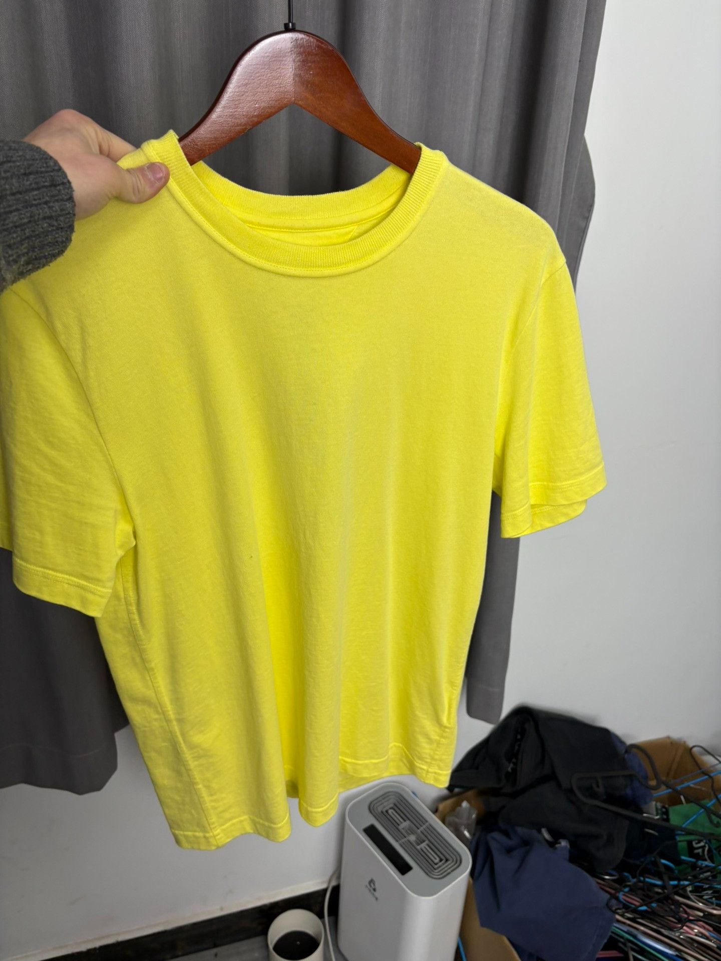Bottega Veneta Bottega Veneta Yellow T-Shirt S Women Size S / US 4 / IT 40 - 5 Thumbnail