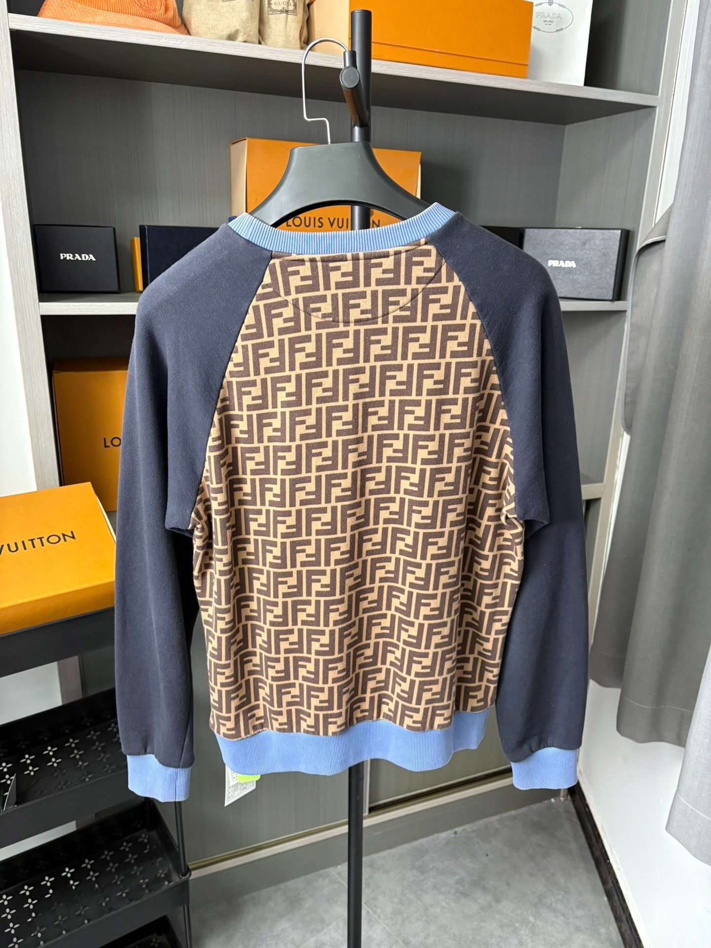 Fendi Fendi Blue Hoodie XS Men Size US XS / EU 42 / 0 - 5 Thumbnail