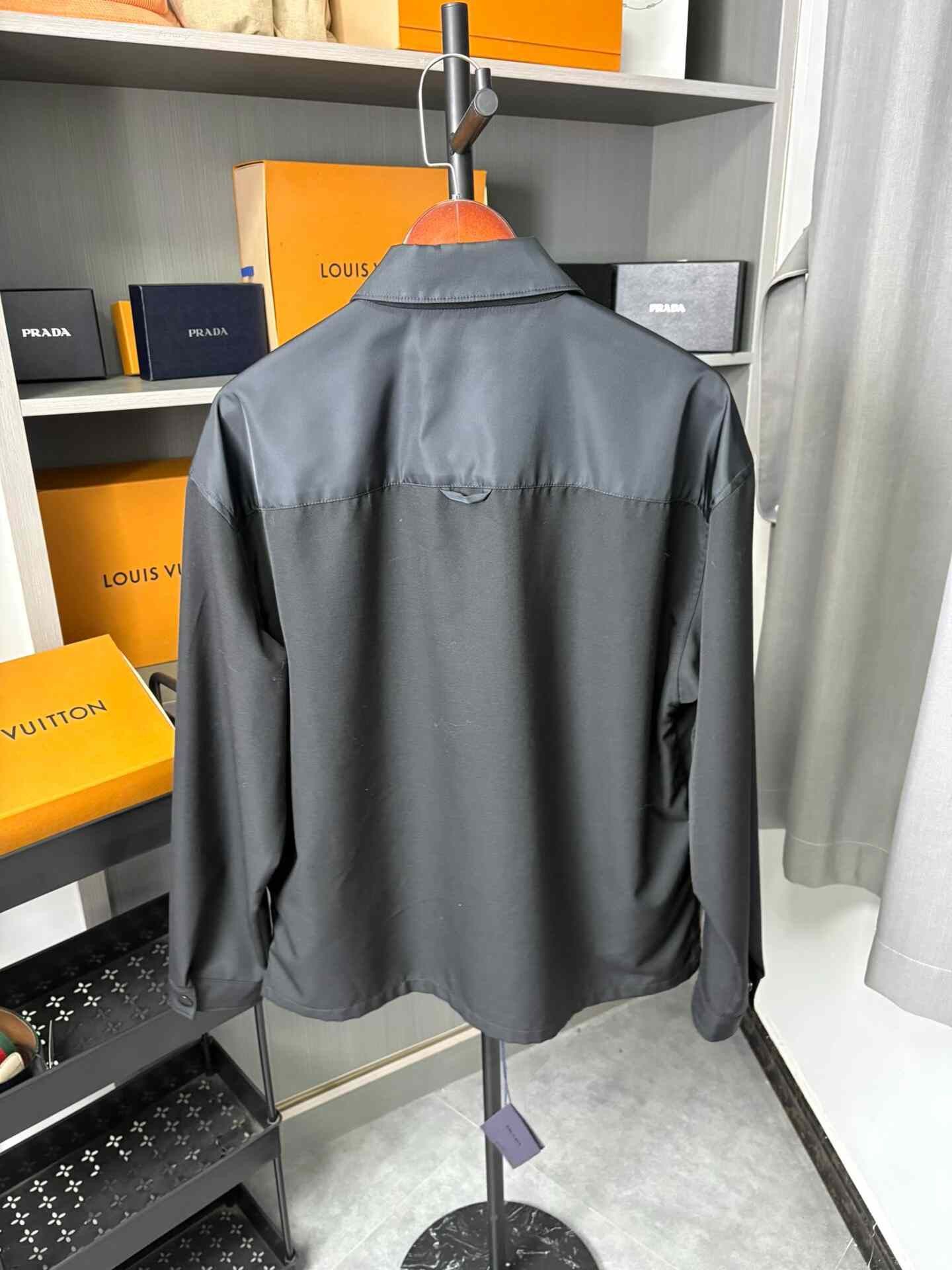 Prada Prada Nylon Black Light Jacket S Men Size US S / EU 44-46 / 1 - 4 Thumbnail