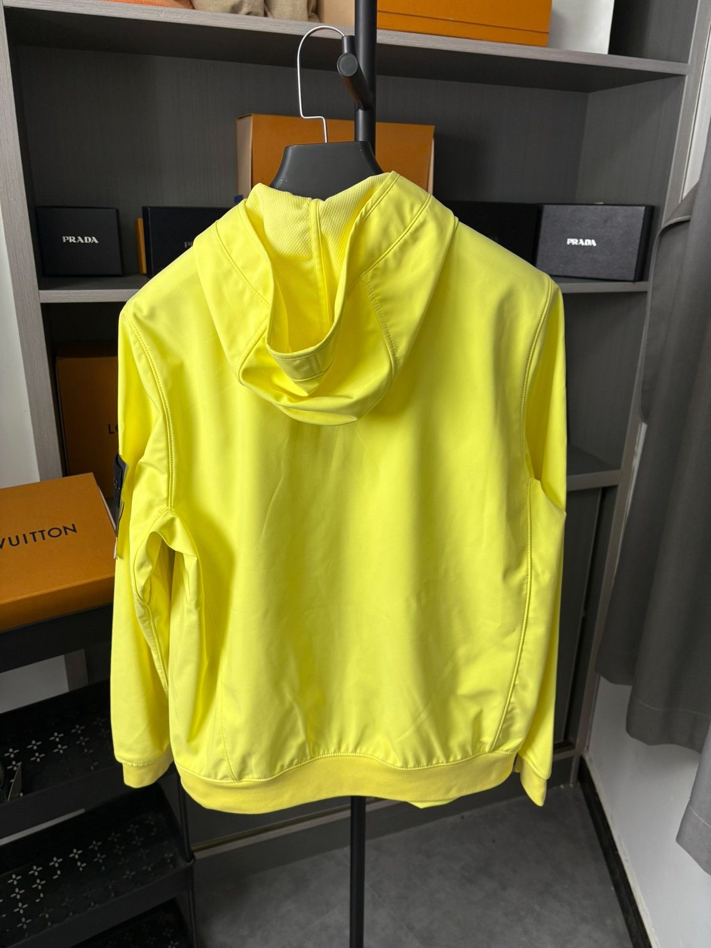 Stone Island Stone Island Glow Yellow Light Jacket M Men Size US M / EU 48-50 / 2 - 4 Thumbnail