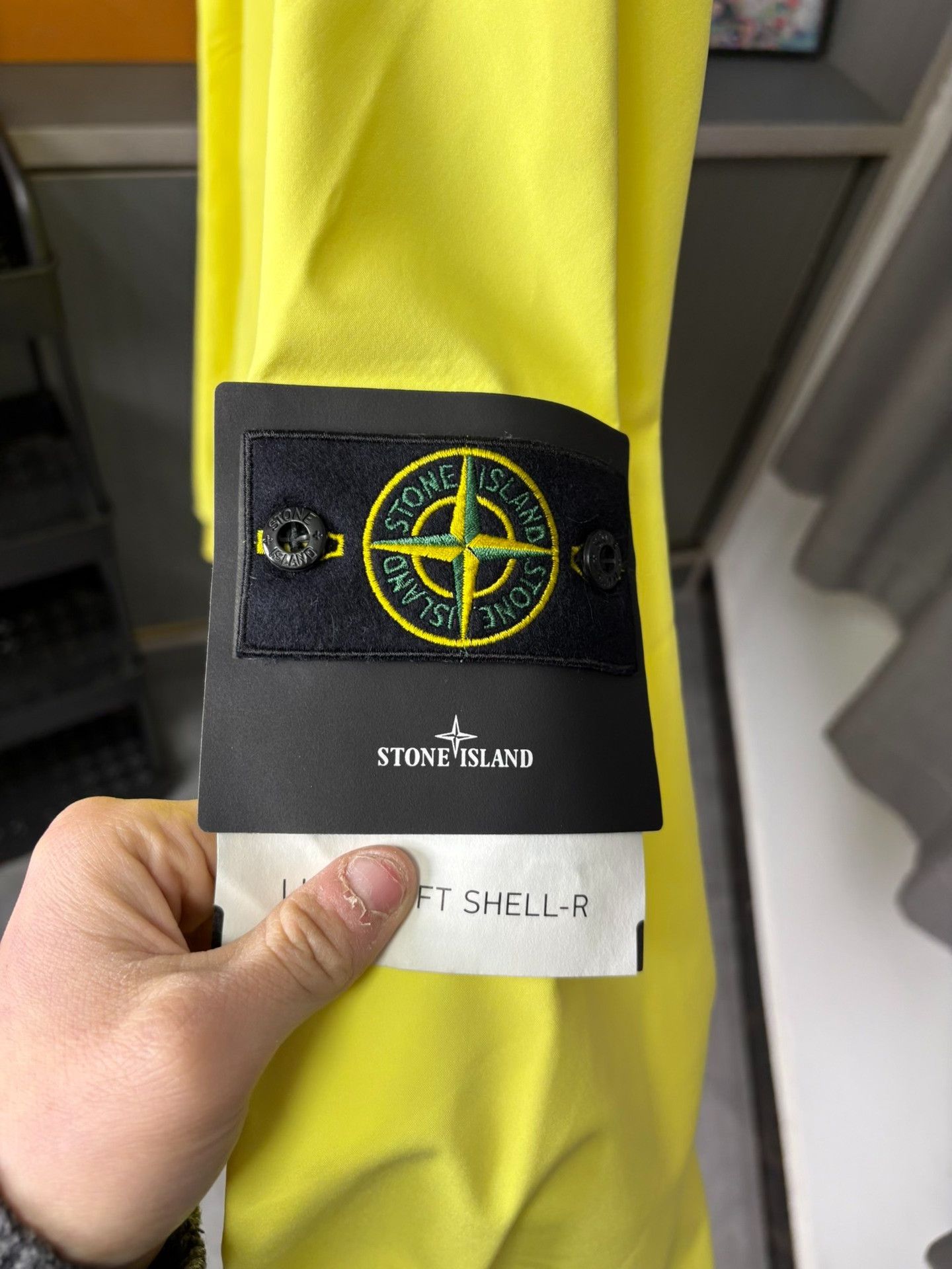 Stone Island Stone Island Glow Yellow Light Jacket XL Men Size US XL / EU 56 / 4 - 5 Thumbnail