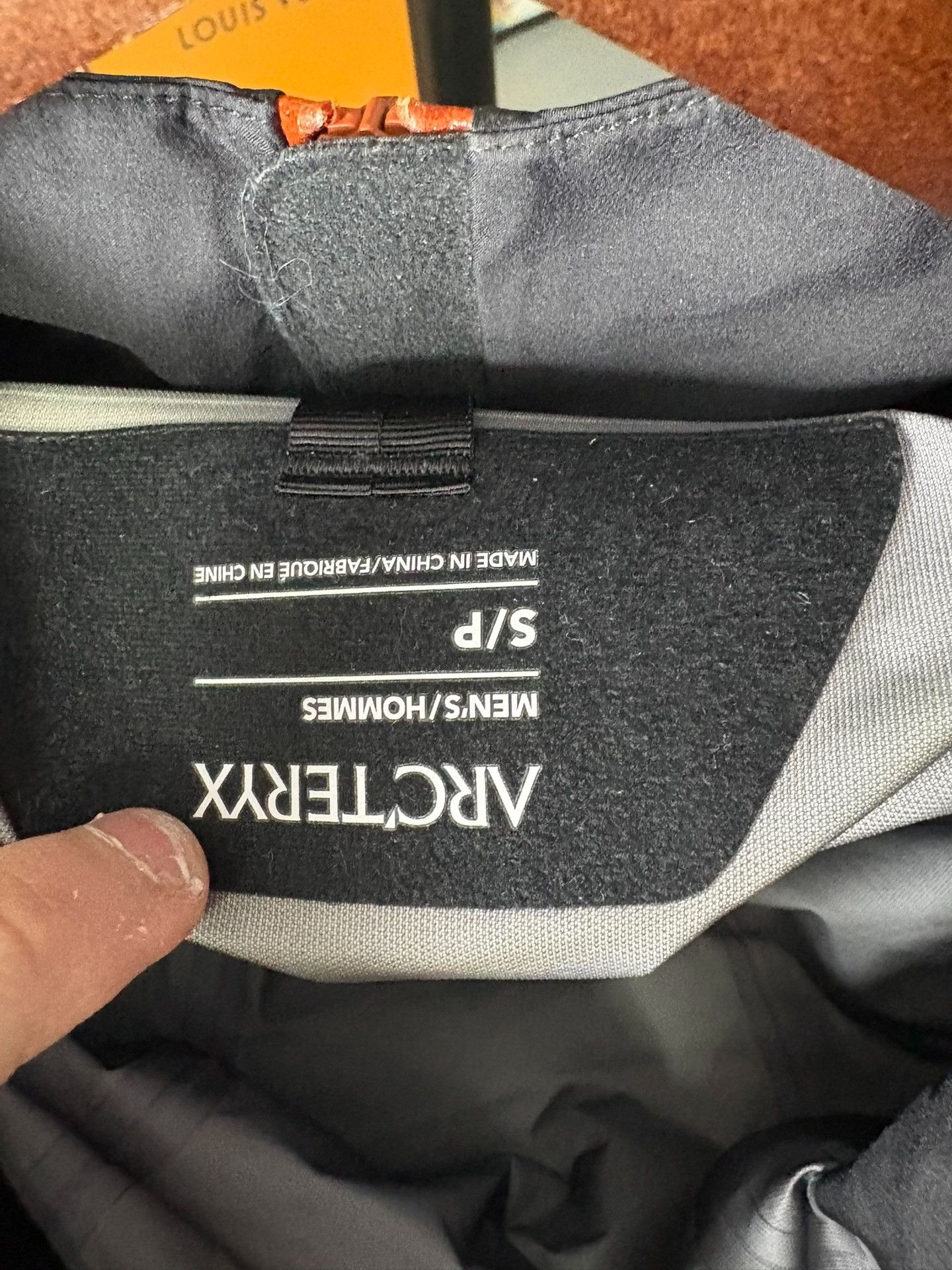 Arc'teryx Arc'teryx Orange Light Jacket S Men Size US S / EU 44-46 / 1 - 3 Thumbnail