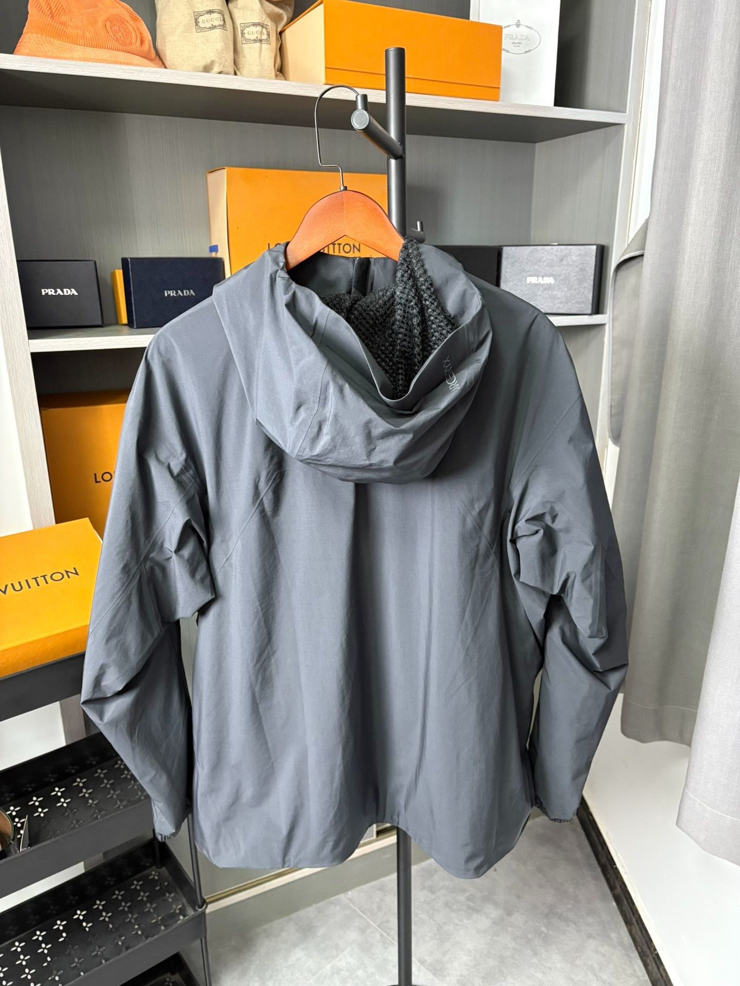Arc'teryx Arc'teryx Lightweight Black Light Jacket XL Men Size US XL / EU 56 / 4 - 2 Thumbnail