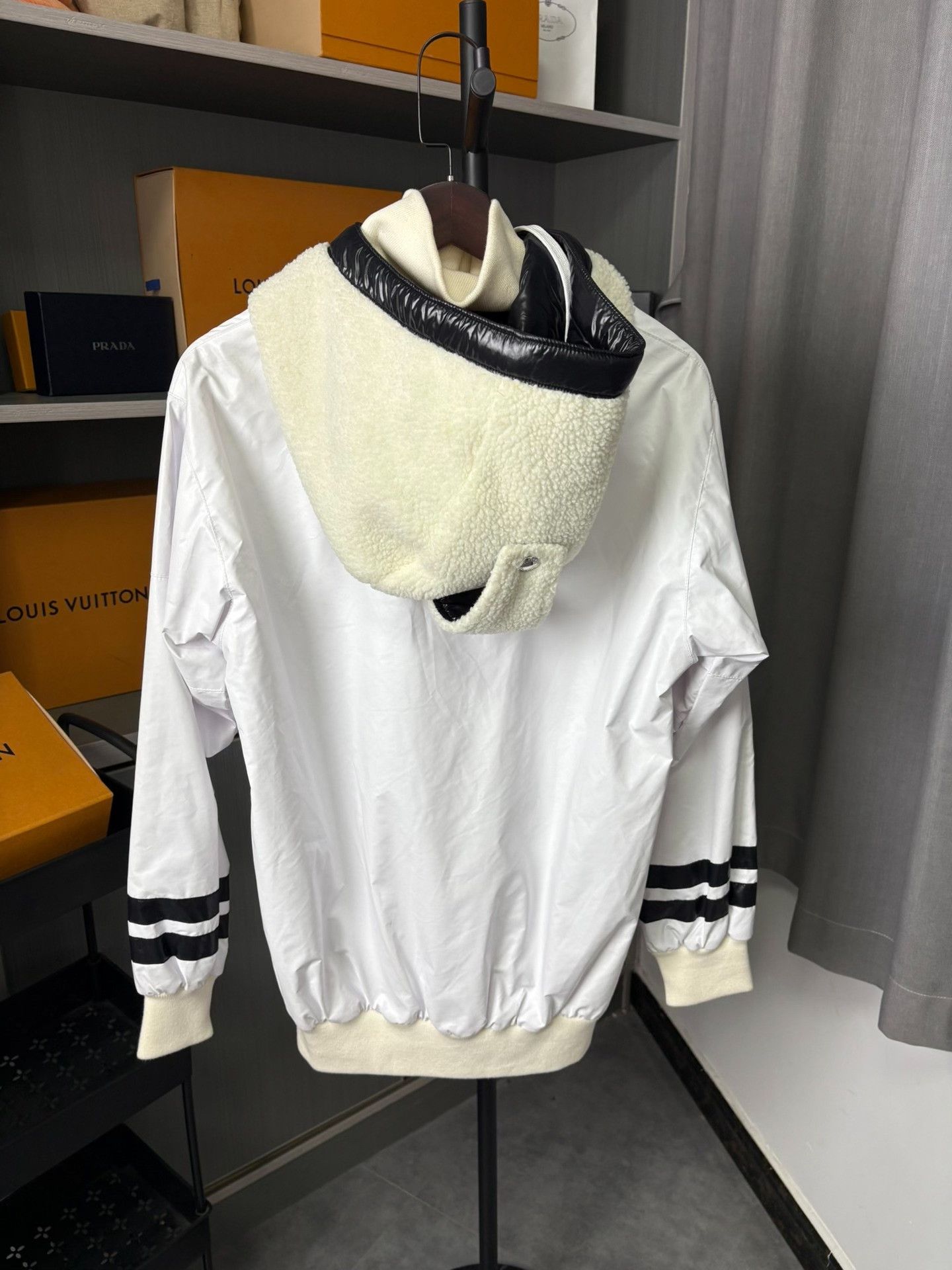 Burberry Burberry Light Jacket 36 Men Size US S / EU 44-46 / 1 - 2 Thumbnail