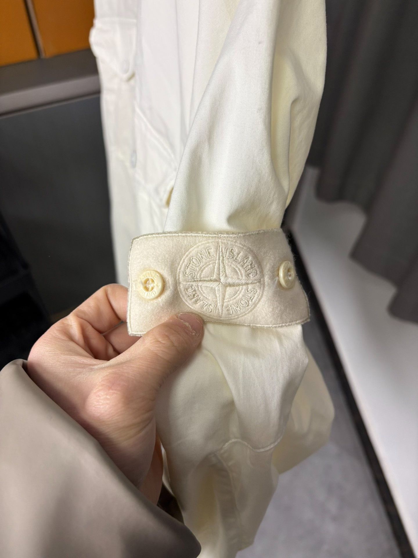 Stone Island Stone Island White Shirt L Men Size US L / EU 52-54 / 3 - 5 Thumbnail