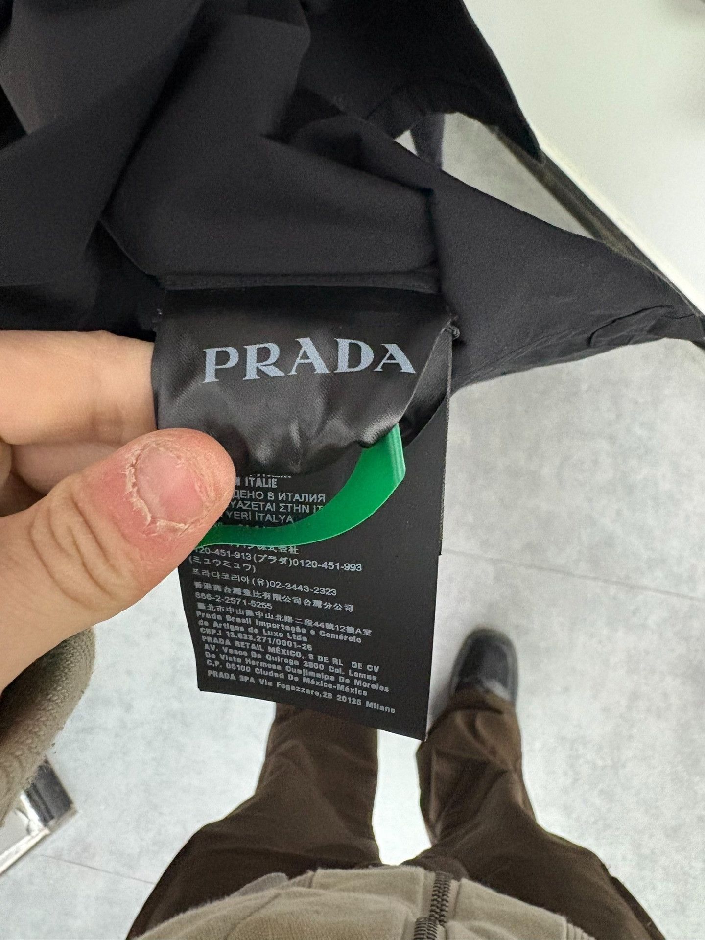 Prada Prada Black Shirt 41 Men Size US M / EU 48-50 / 2 - 4 Thumbnail