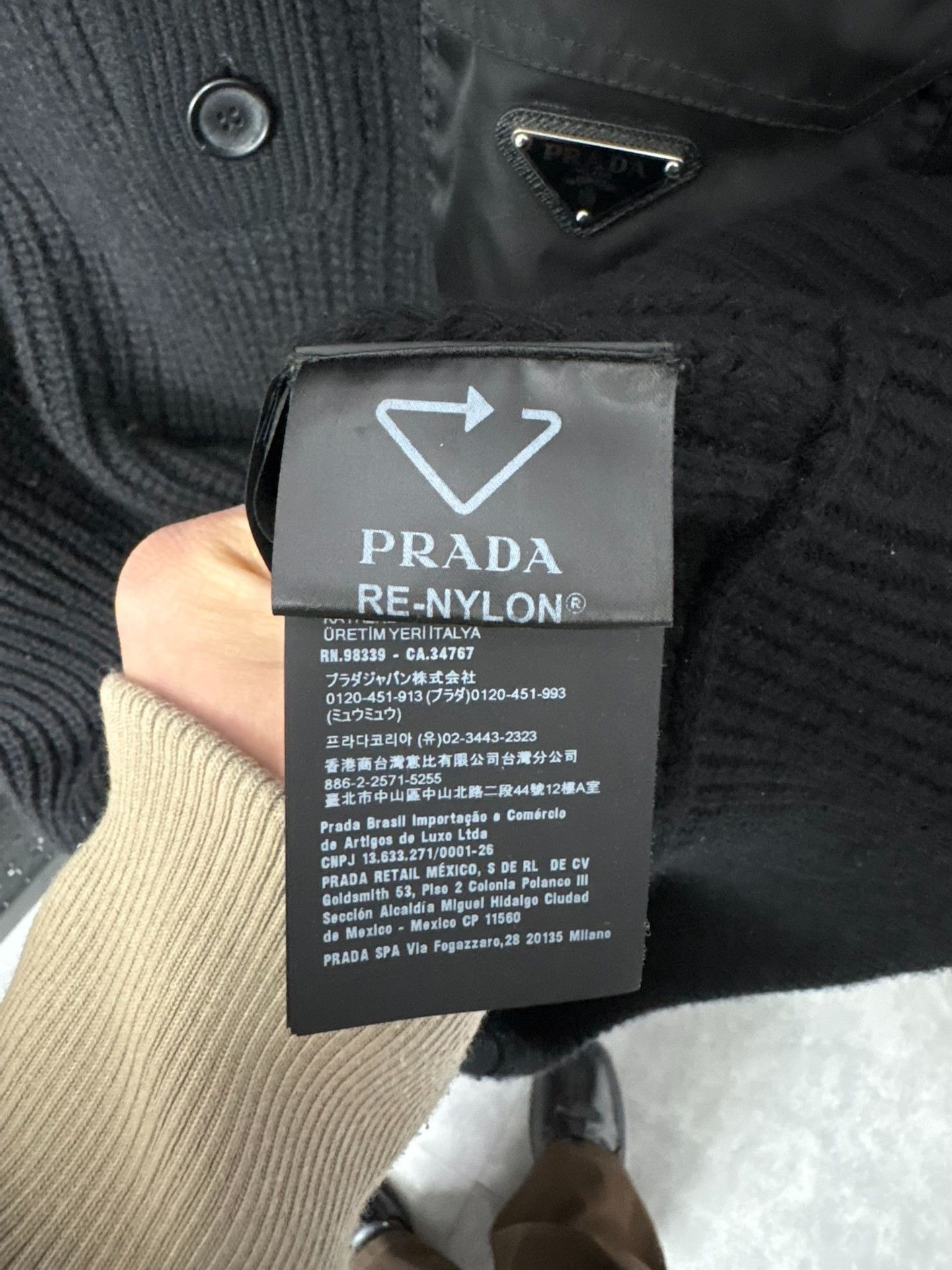 Prada Prada Wool Gray Sweater 25 Men Size US XS / EU 42 / 0 - 6 Thumbnail