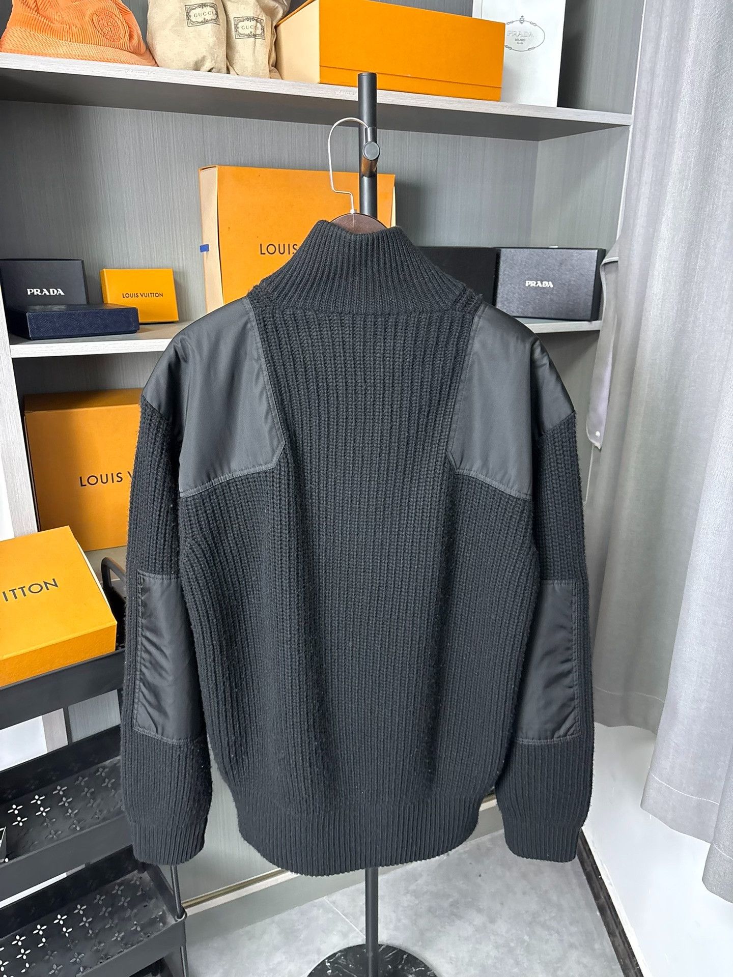 Prada Prada Wool Gray Sweater 25 Men Size US XS / EU 42 / 0 - 3 Thumbnail