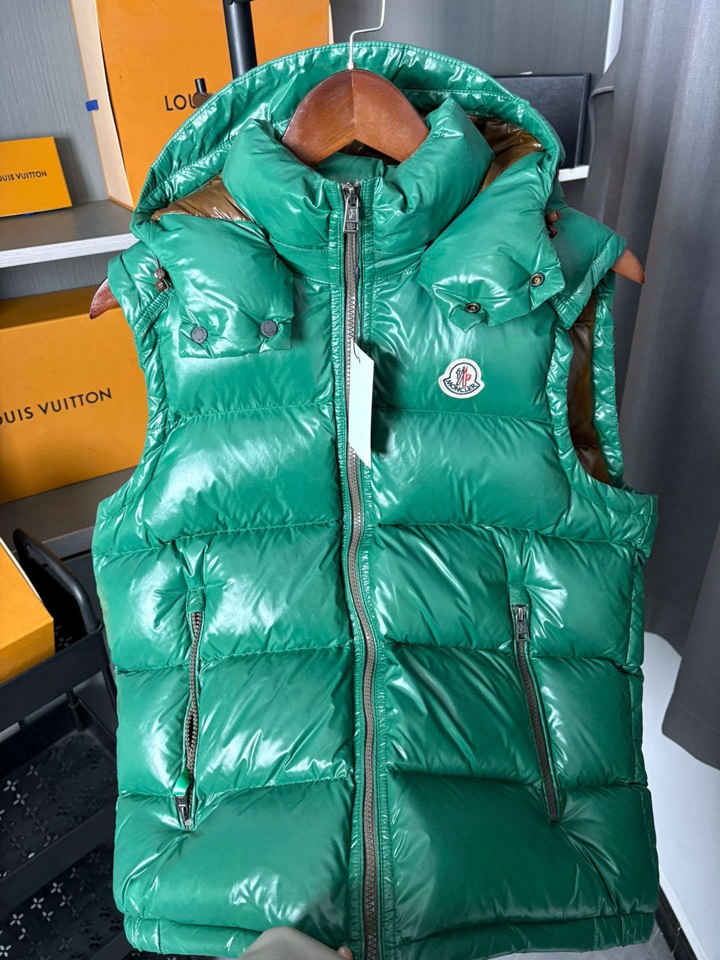 Moncler Moncler Down Green Vest M Men Size US M / EU 48-50 / 2 - 8 Thumbnail