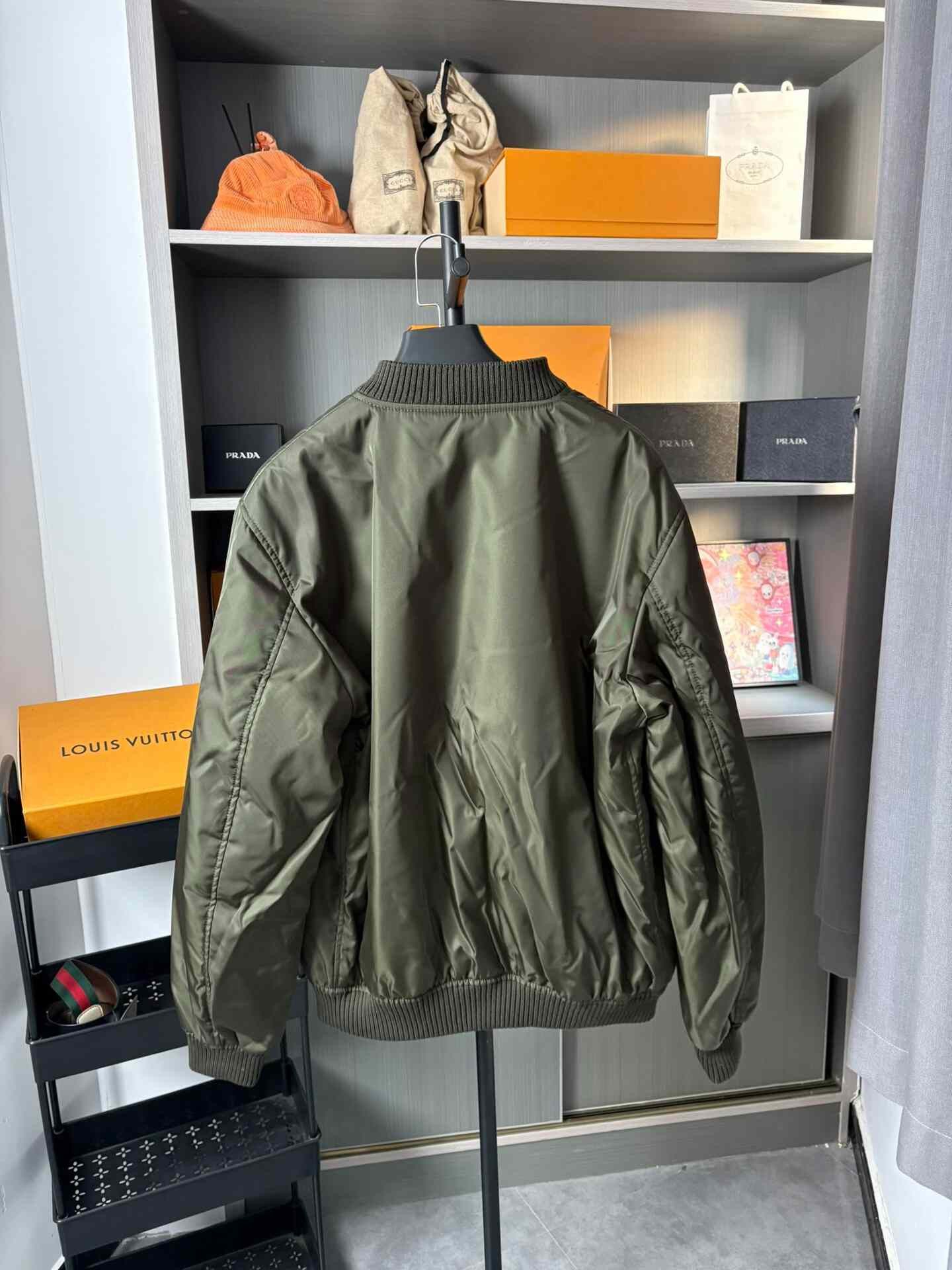 Prada Prada Cotton Green Heavy Coat L Men Size US L / EU 52-54 / 3 - 2 Thumbnail