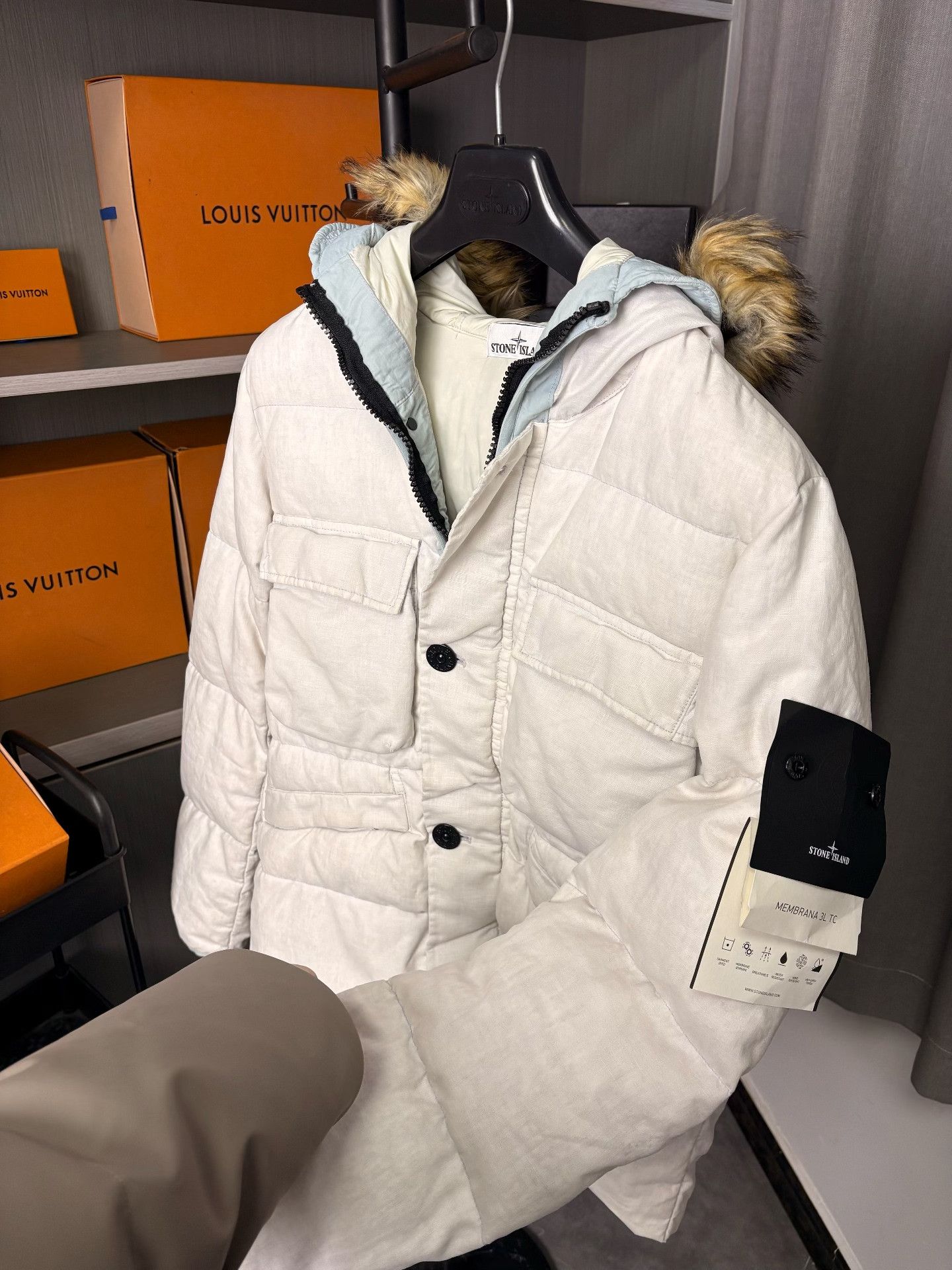 Stone Island Stone Island Down White Heavy Coat M Men Size US M / EU 48-50 / 2 - 7 Thumbnail