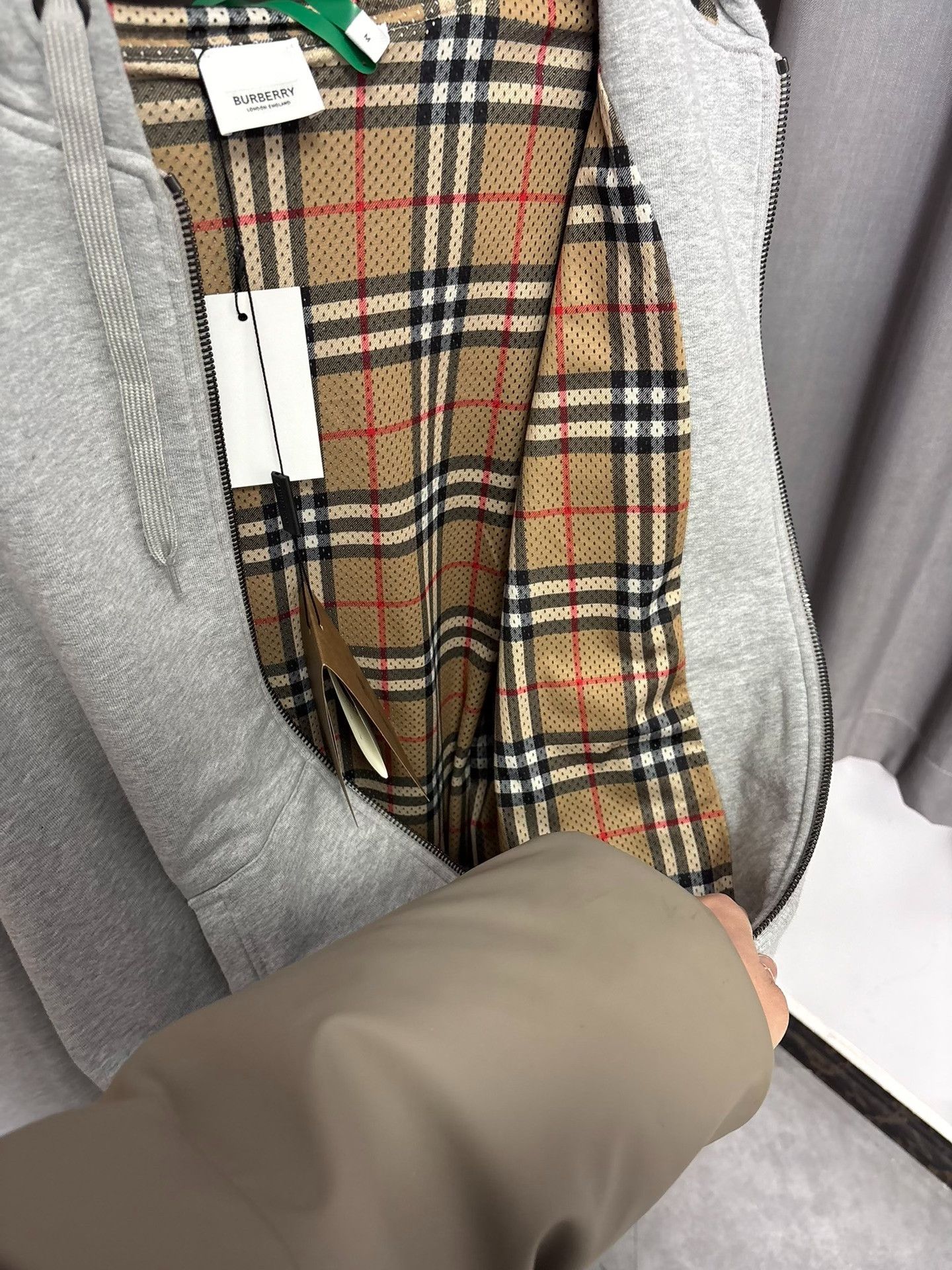 Burberry Burberry Gray Light Jacket M Men Size US M / EU 48-50 / 2 - 8 Thumbnail