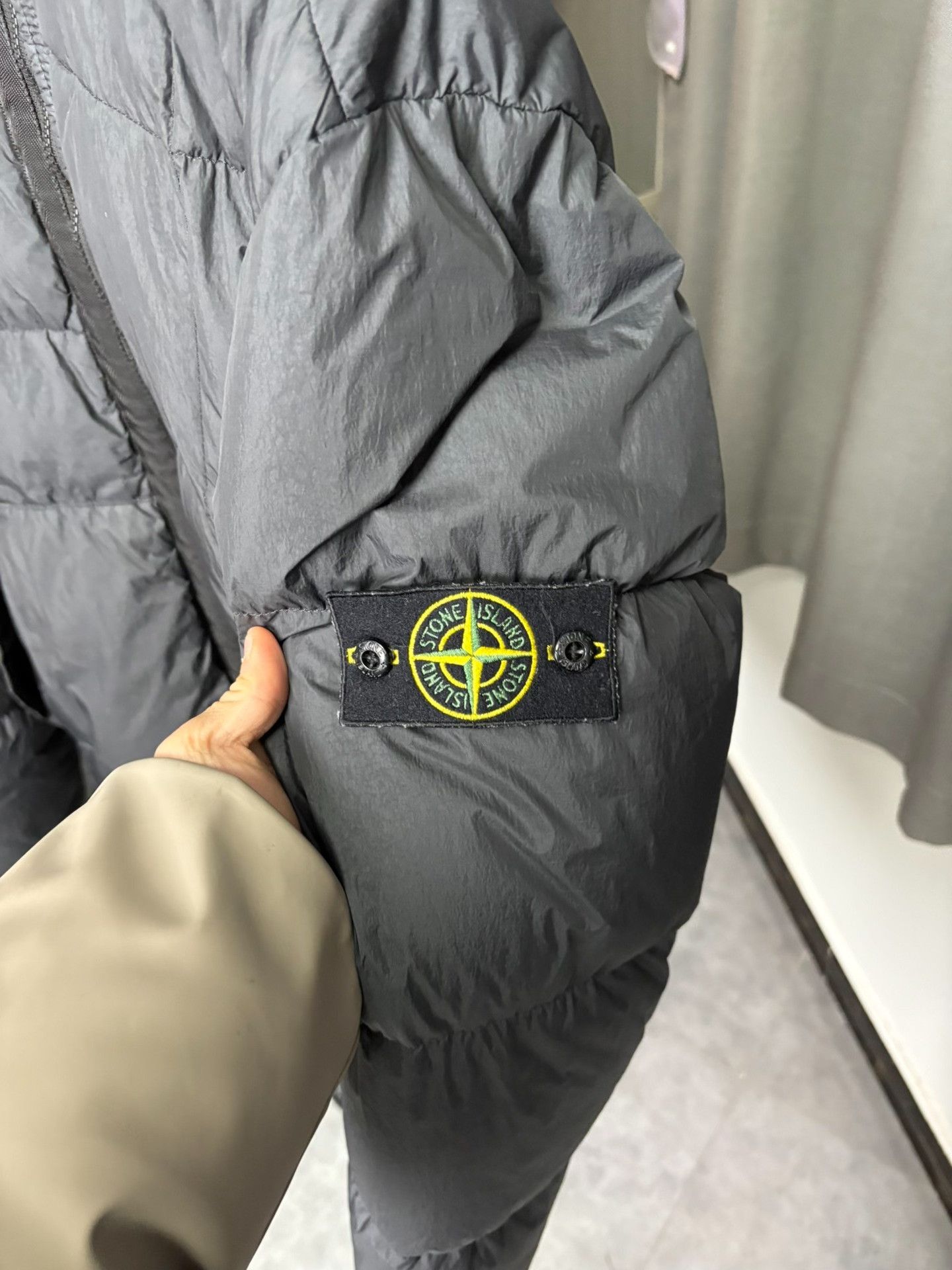 Stone Island Stone Island Down Black Heavy Coat XL Men Size US XL / EU 56 / 4 - 3 Thumbnail
