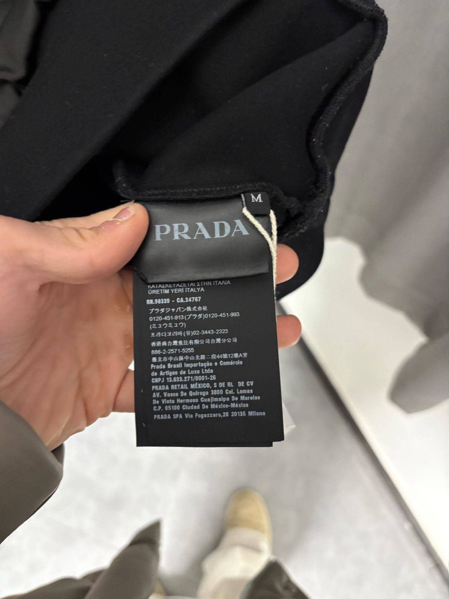 Prada Prada Black Hoodie M Men Size US M / EU 48-50 / 2 - 5 Thumbnail