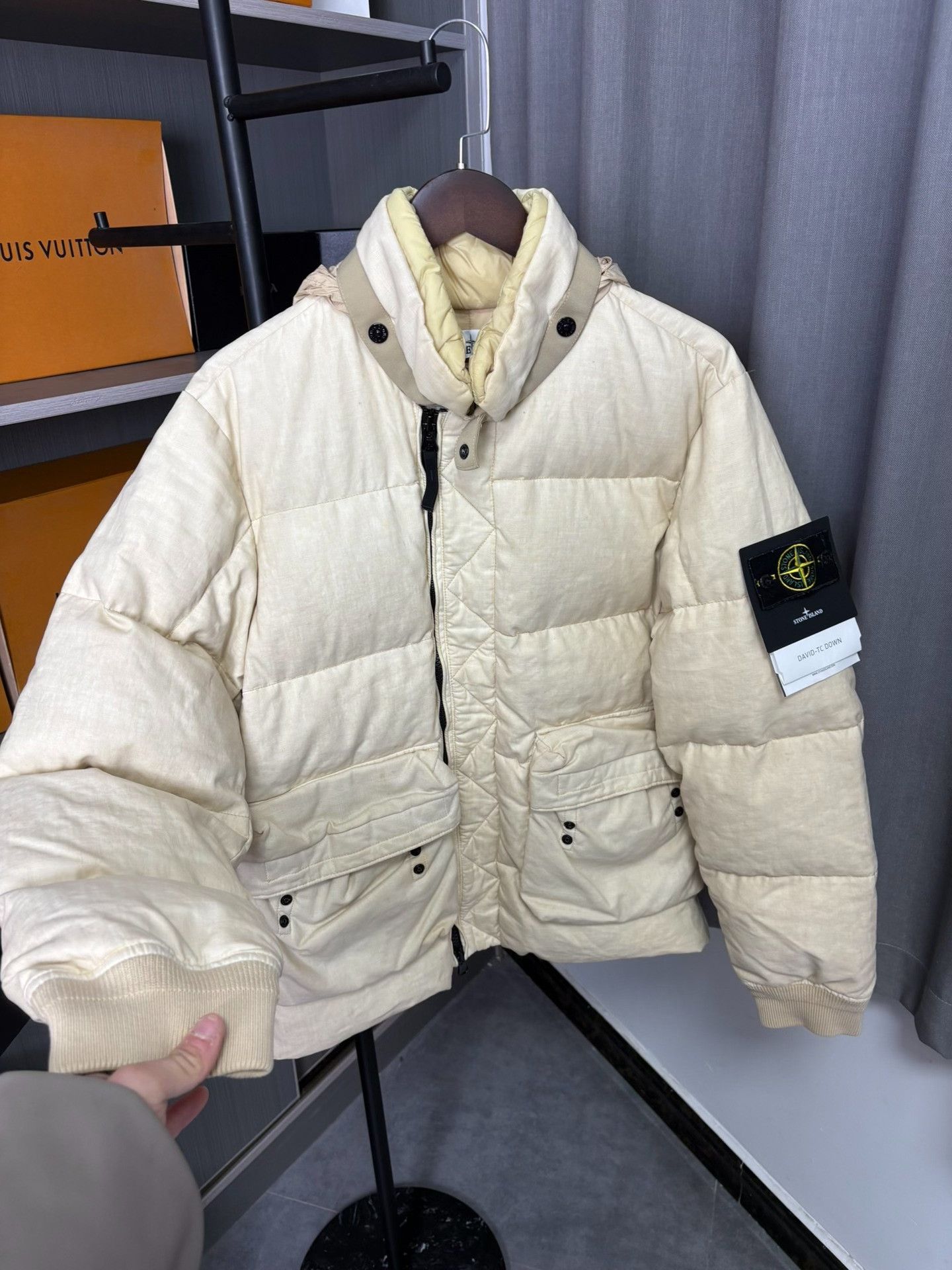 Stone Island Stone Island Down White Heavy Coat M Men Size US M / EU 48-50 / 2 - 7 Thumbnail
