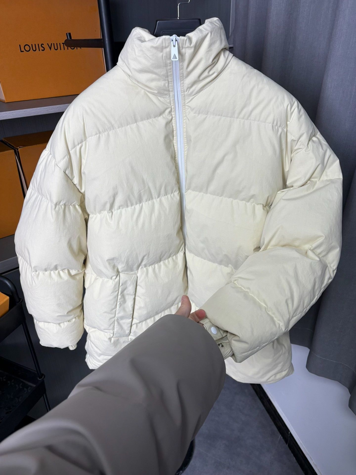 Bottega Veneta Bottega Veneta Down White Down Jacket S Women Size S / US 4 / IT 40 - 7 Thumbnail