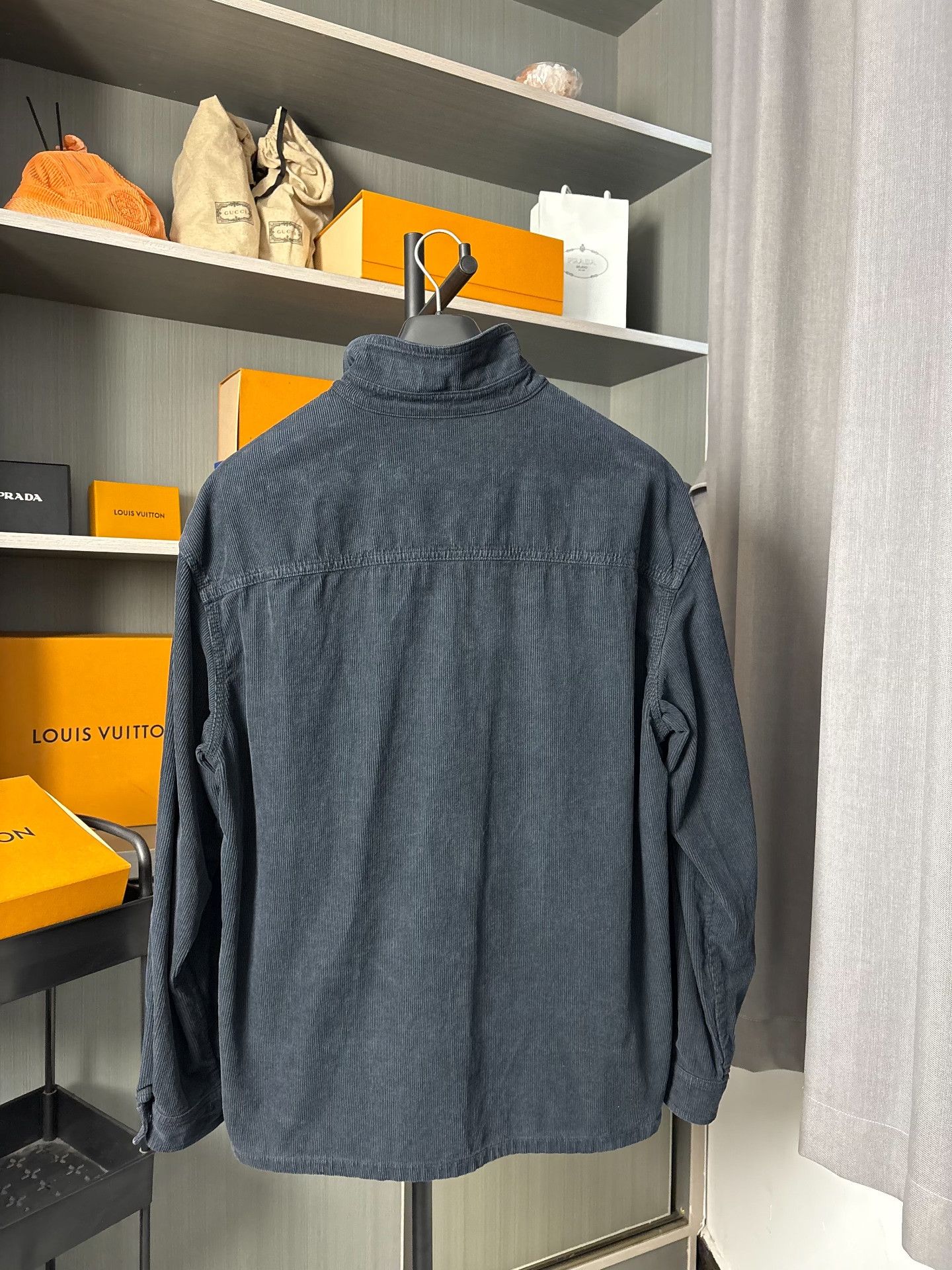 Prada Prada Corduroy Blue Shirt L Men Size US L / EU 52-54 / 3 - 2 Thumbnail