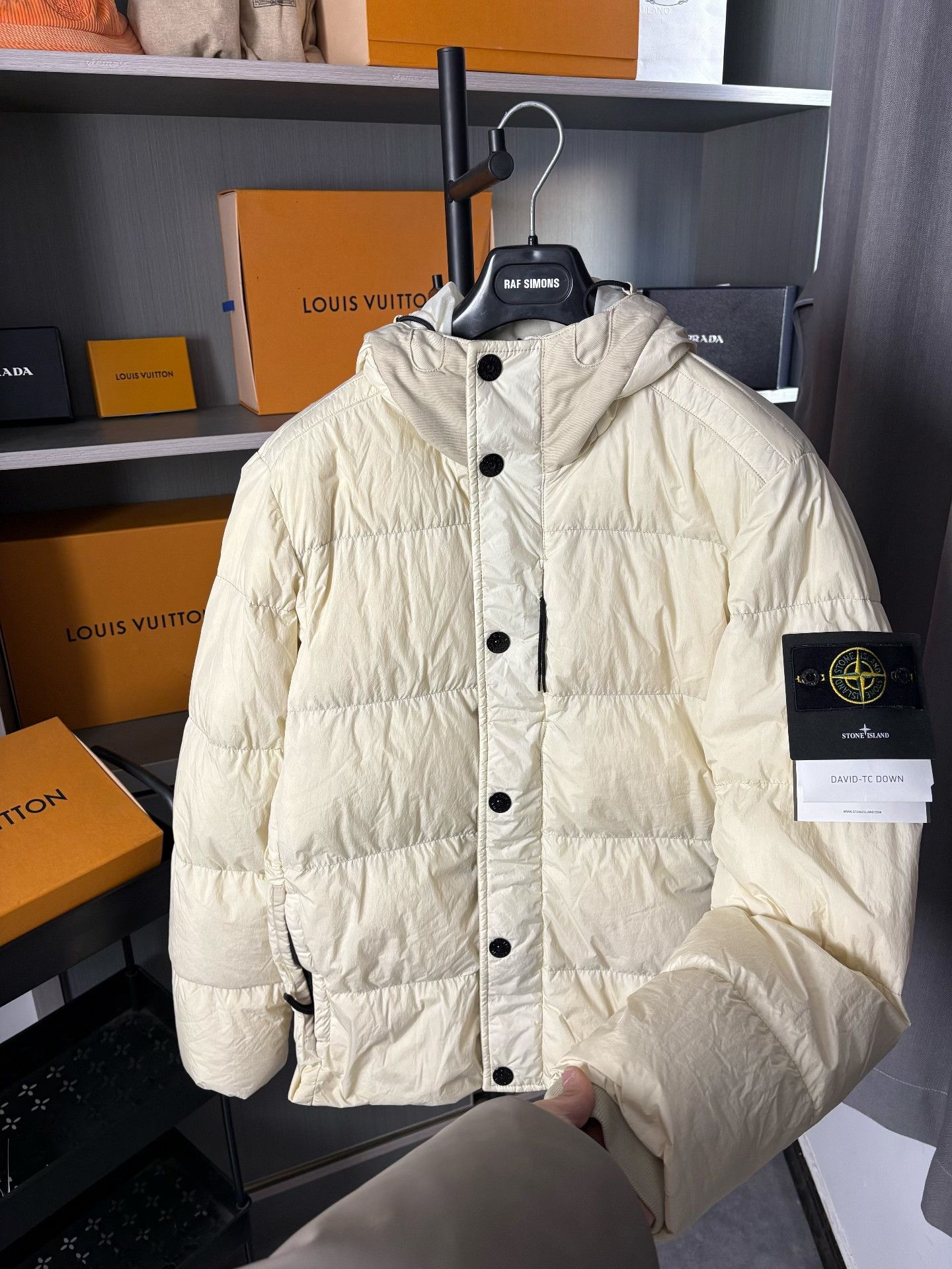 Stone Island Stone Island Down White Heavy Coat L Men Size US L / EU 52-54 / 3 - 9 Thumbnail