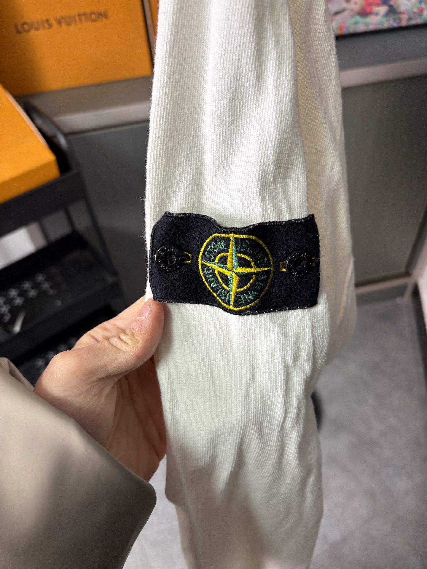 Stone Island Stone Island White T-Shirt L Men Size US L / EU 52-54 / 3 - 4 Thumbnail