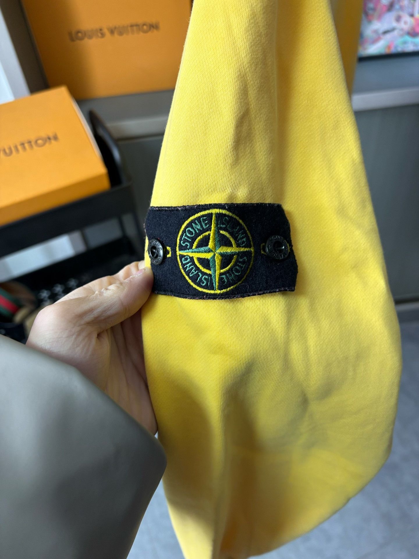 Stone Island Stone Island Yellow Hoodie L Men Size US L / EU 52-54 / 3 - 4 Thumbnail