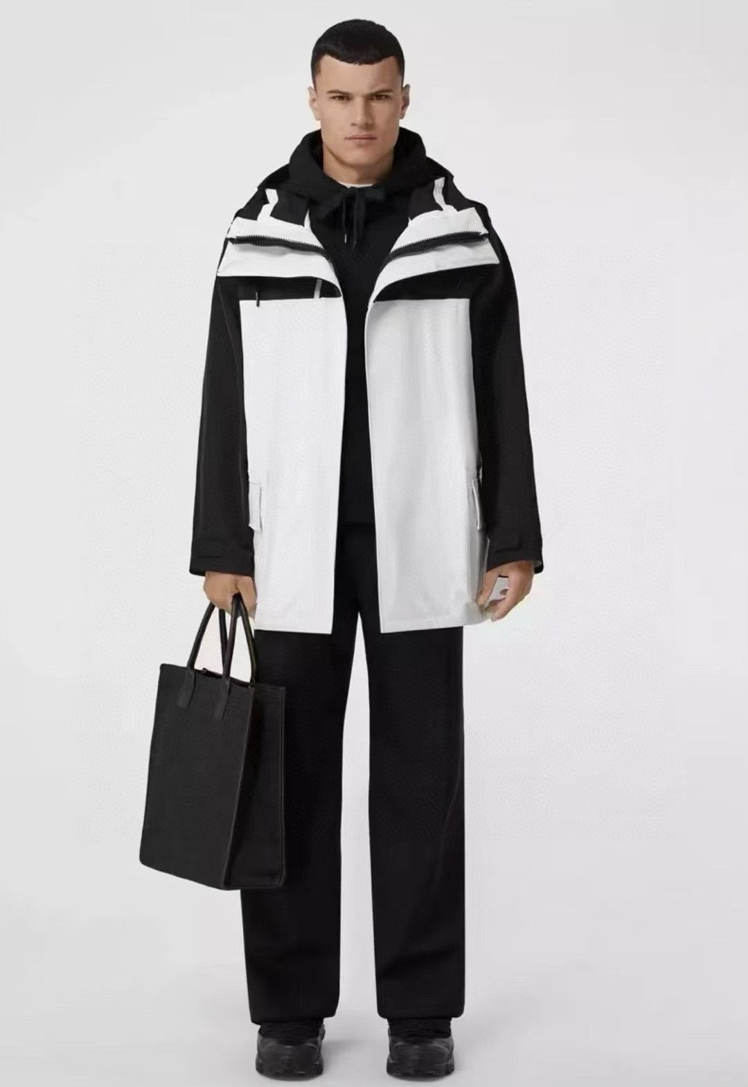 Burberry Burberry Letter Logo Outdoor Functional Hooded Jacket Size US S / EU 44-46 / 1 - 4 Thumbnail