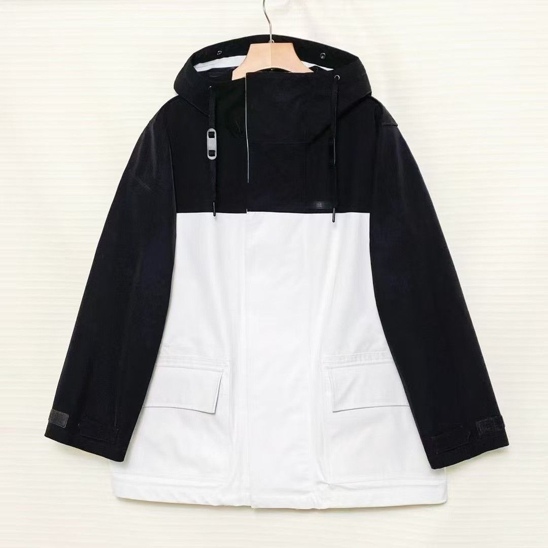 Burberry Burberry Letter Logo Outdoor Functional Hooded Jacket Size US S / EU 44-46 / 1 - 7 Thumbnail