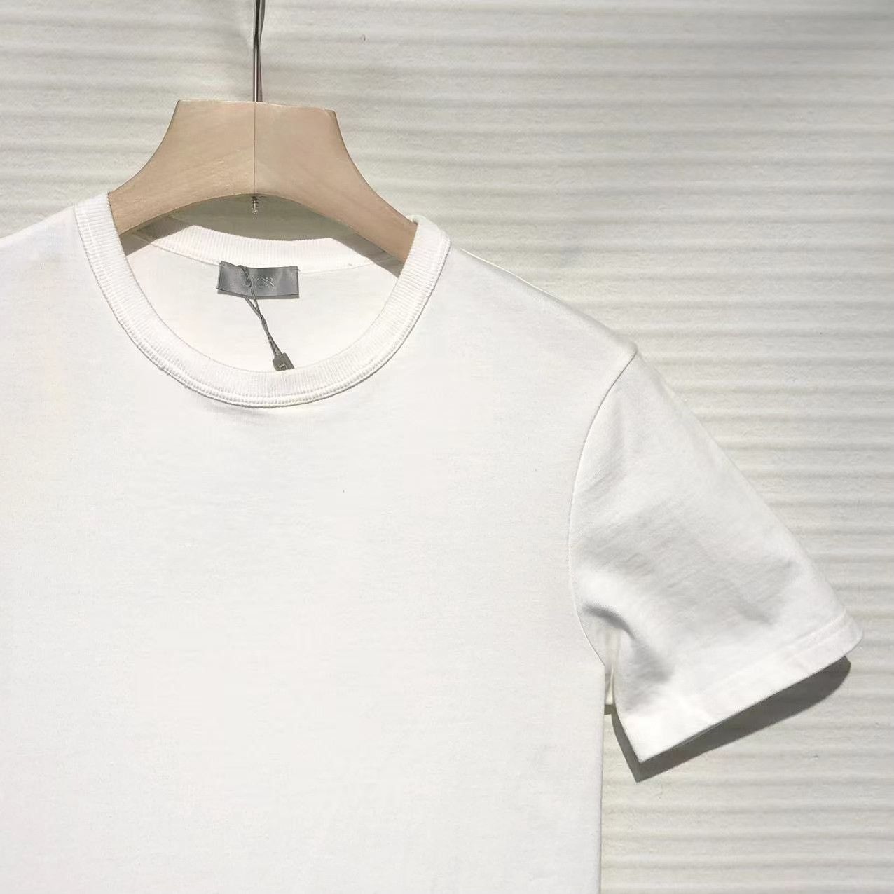 Dior Dior Solid Saddle Bag Short Sleeve T-Shirt Size S / US 4 / IT 40 - 3 Thumbnail