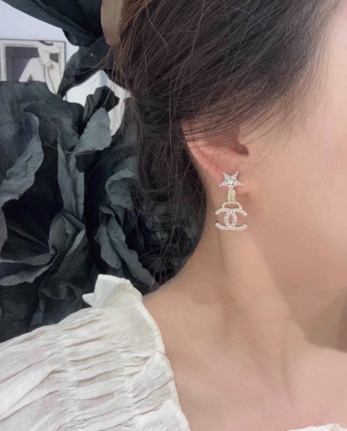 Chanel CHANEL 24B Double C Star Diamond Earrings Size ONE SIZE - 4 Thumbnail