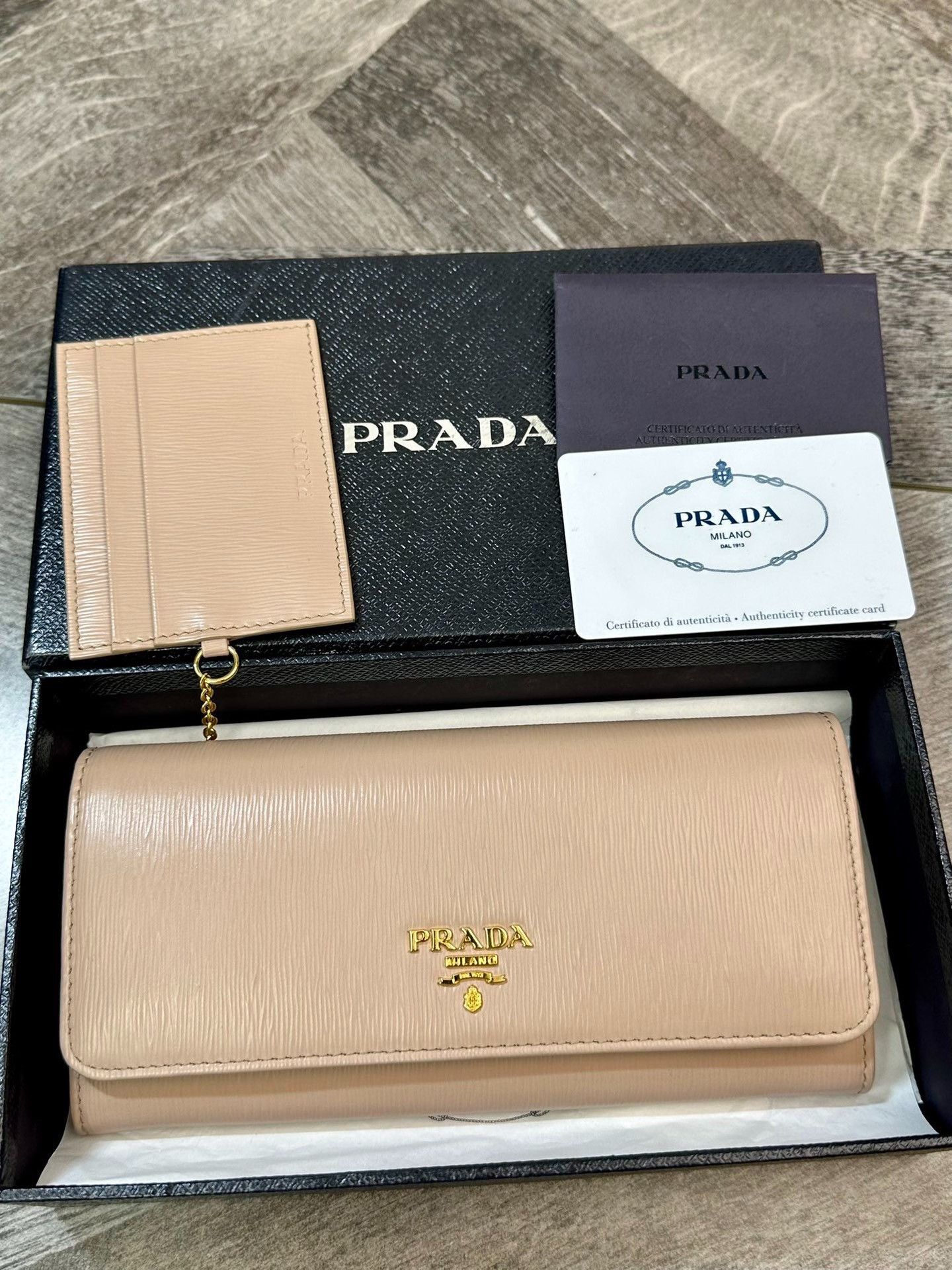 Prada Prada Classic Long Snap Wallet Clutch Size ONE SIZE - 4 Thumbnail