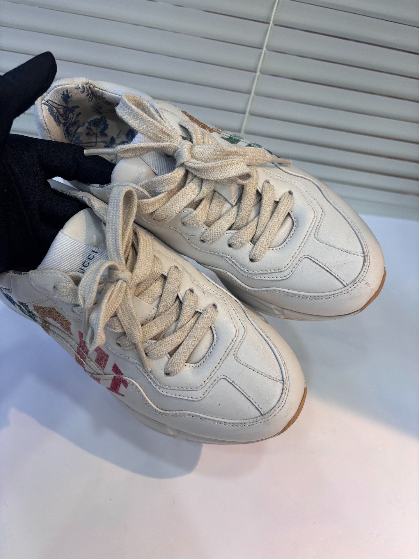 Gucci Gucci Classic Rainbow Logo Dad Shoes Size US 5 / IT 35 - 4 Thumbnail