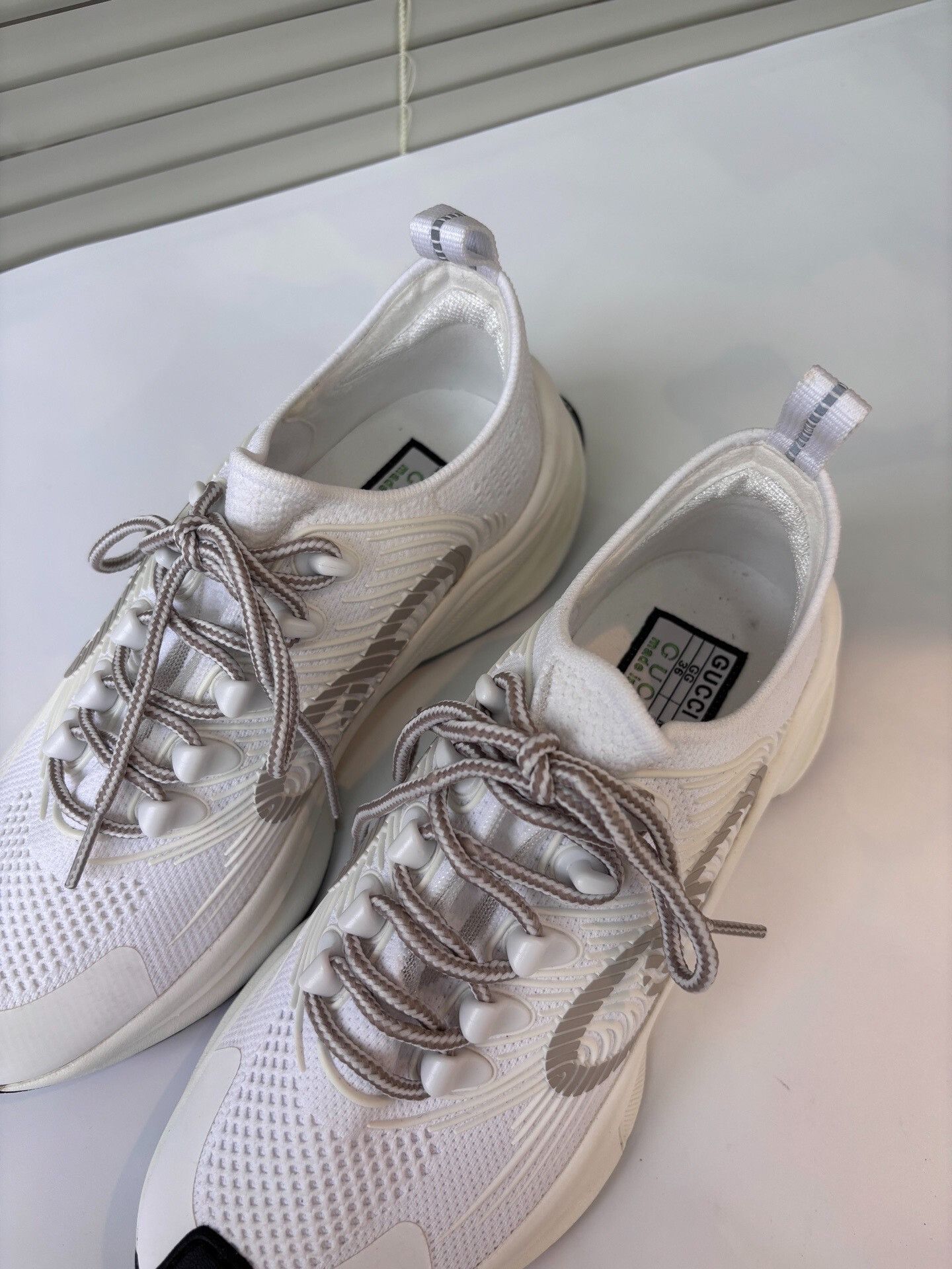 Gucci Gucci Run Fabric Running Shoes Size US 5 / IT 35 - 6 Thumbnail